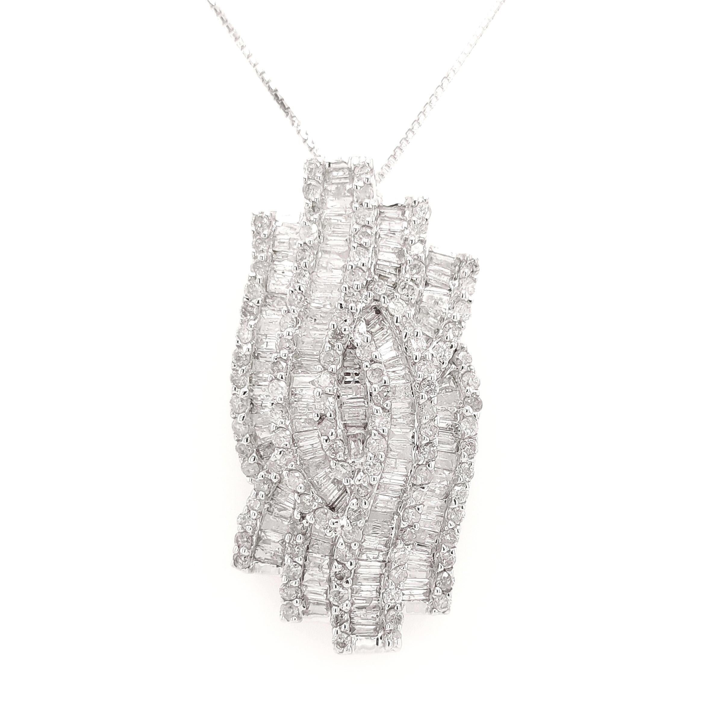 Collana in oro bianco 18 carati con diamanti naturali certificati IGI da 2 carati in vendita 1