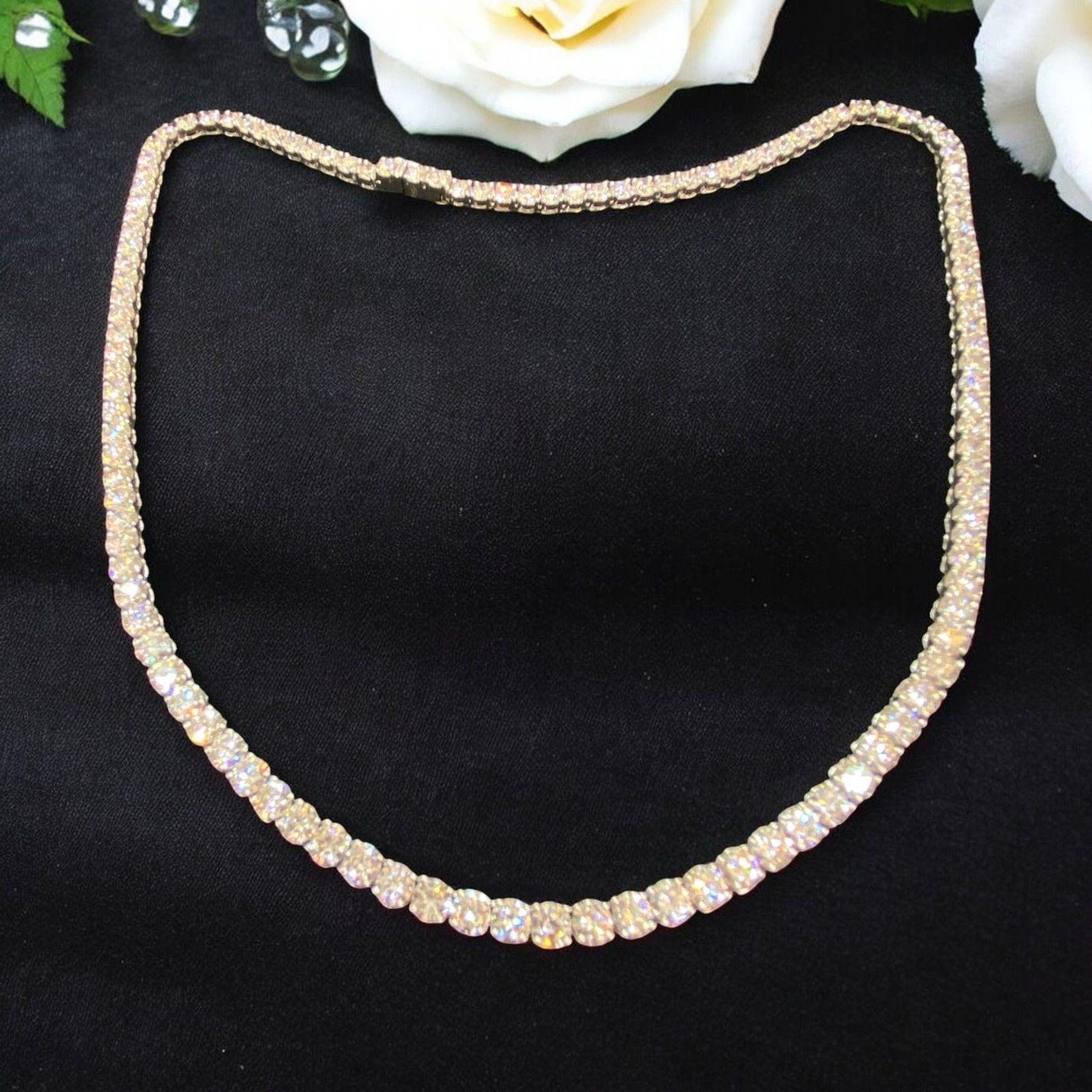 IGI Certified 30.00 Carat F/VS1  Natural Diamonds Gold Tennis Necklace For Sale 2