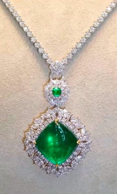 IGI Certified 30.00 Carat Zambian Emerald Diamonds 18K Gold Pendant