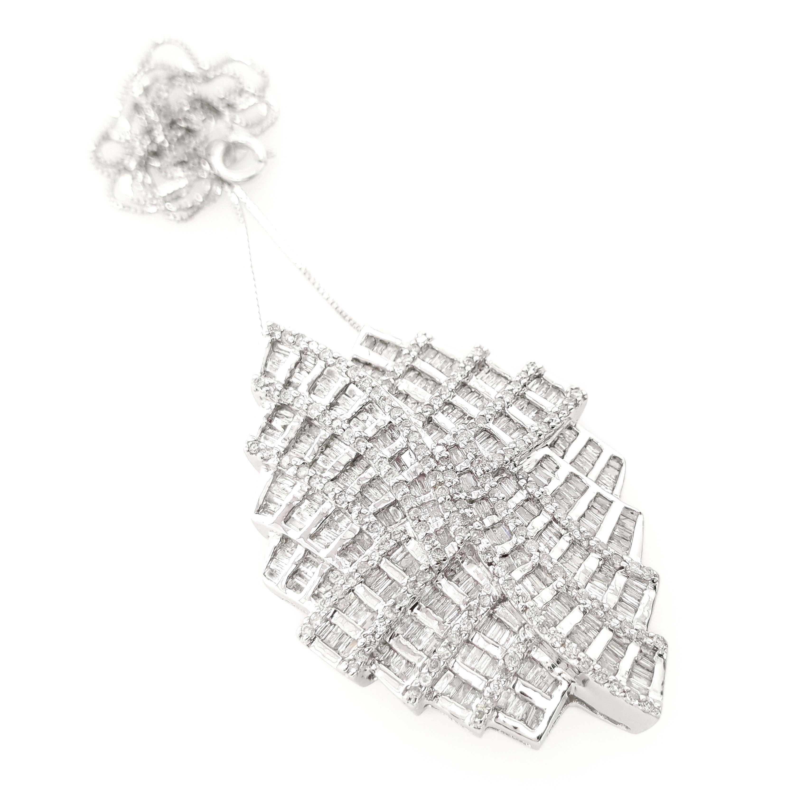 IGI Certified 3.00ct Natural Diamonds 18K White Gold Necklace and Brooch For Sale 1