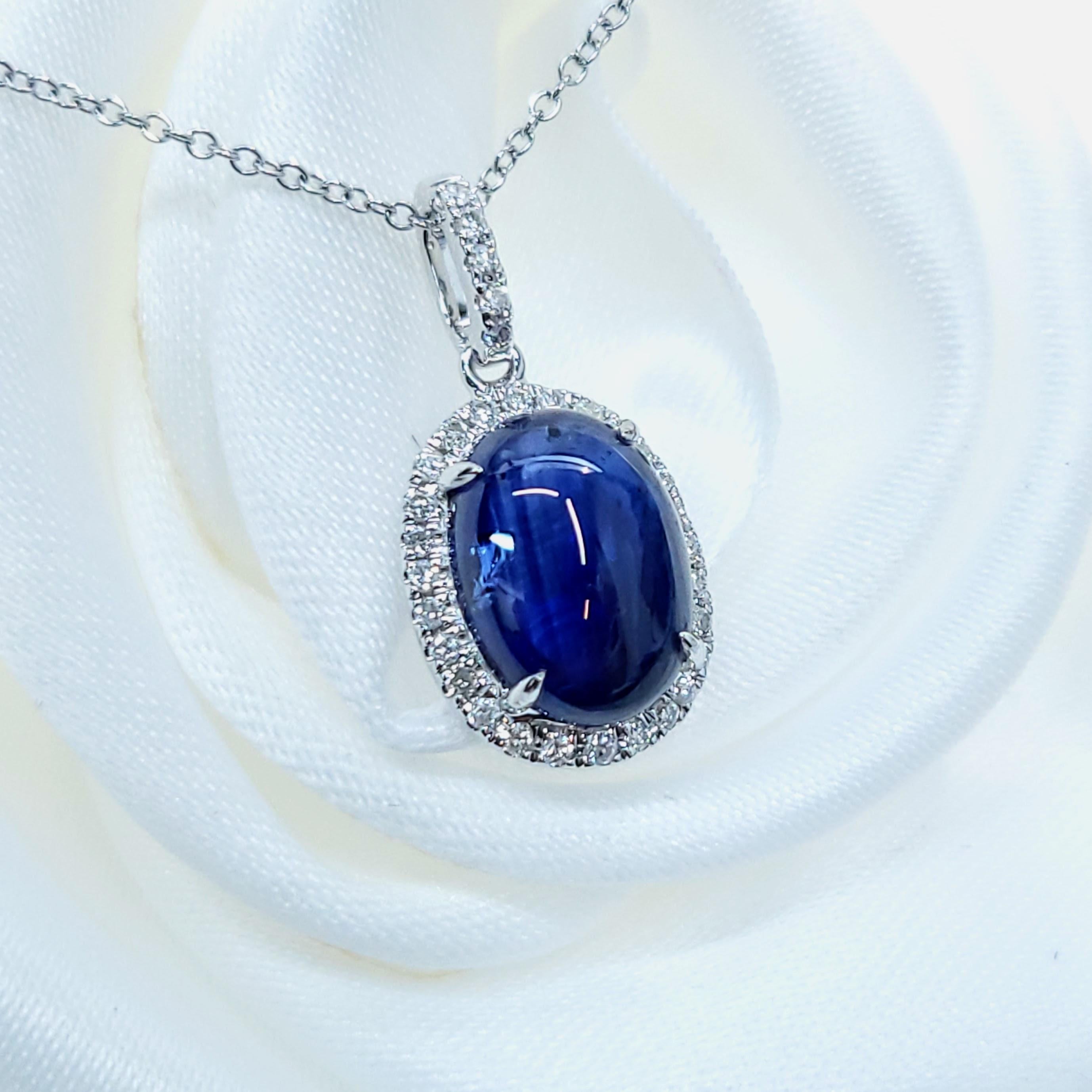 IGI-zertifizierter 3,05 Karat Saphir- und Diamant-Anhänger aus 18 Karat Weißgold (Ovalschliff) im Angebot