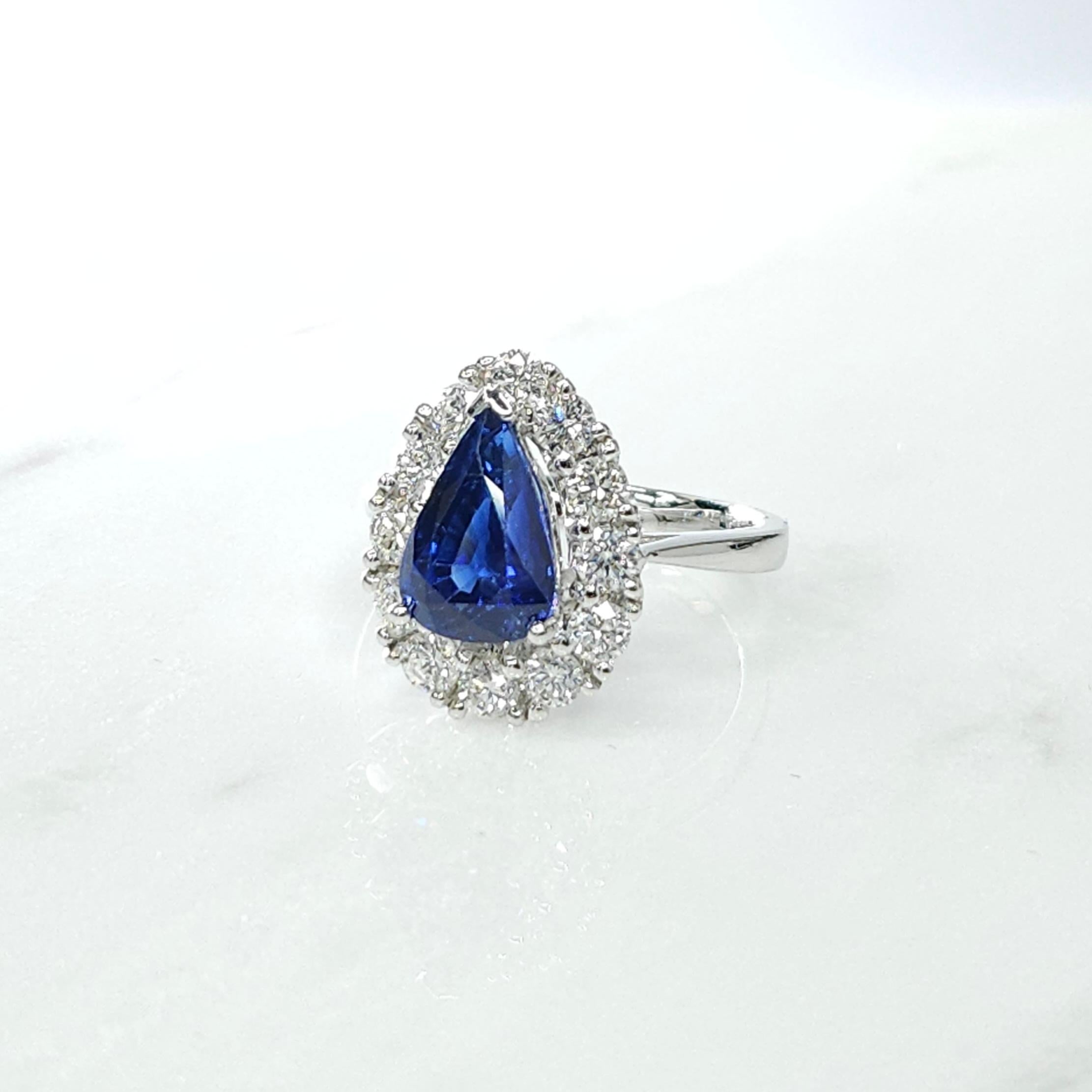 Pear Cut IGI Certified 3.08 Carat Blue Sapphire & Diamond Ring in 18K White Gold For Sale