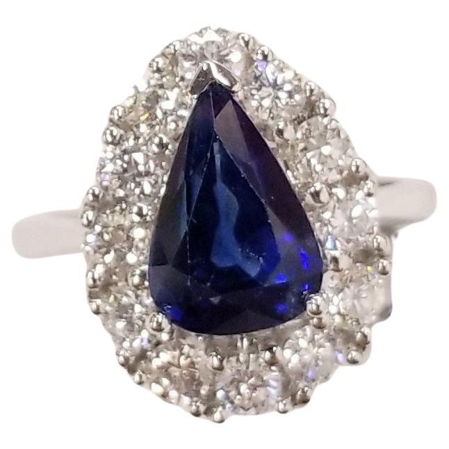 IGI Certified 3.08 Carat Blue Sapphire & Diamond Ring in 18K White Gold For Sale 1
