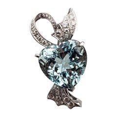 Spilla in oro bianco 14K certificata IGI Irina Ferry 31 CT Acquamarina Blu Diamante