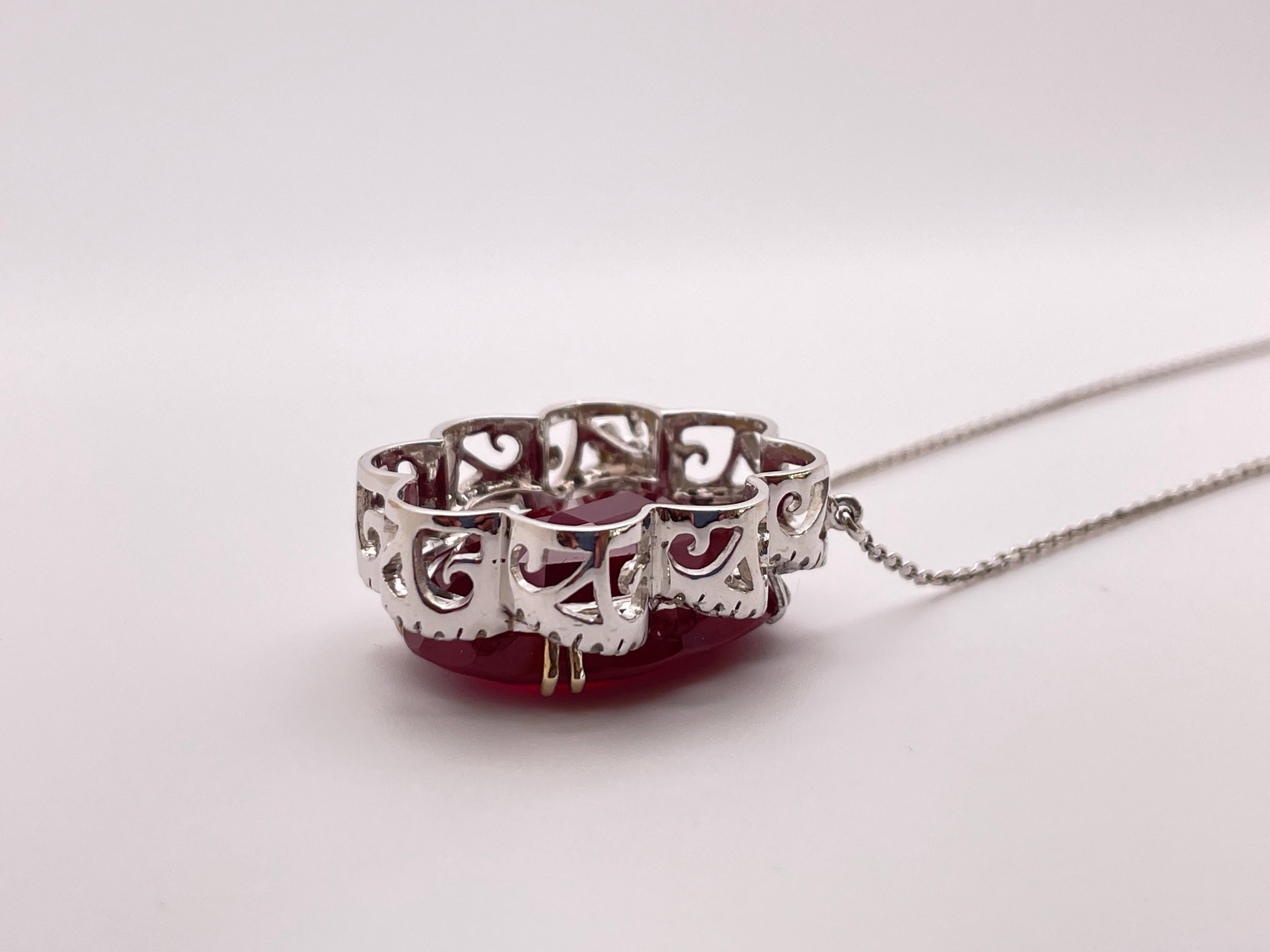 IGI Certified 32 CT Ruby Diamond 18K White Gold Pendant Necklace im Angebot 5