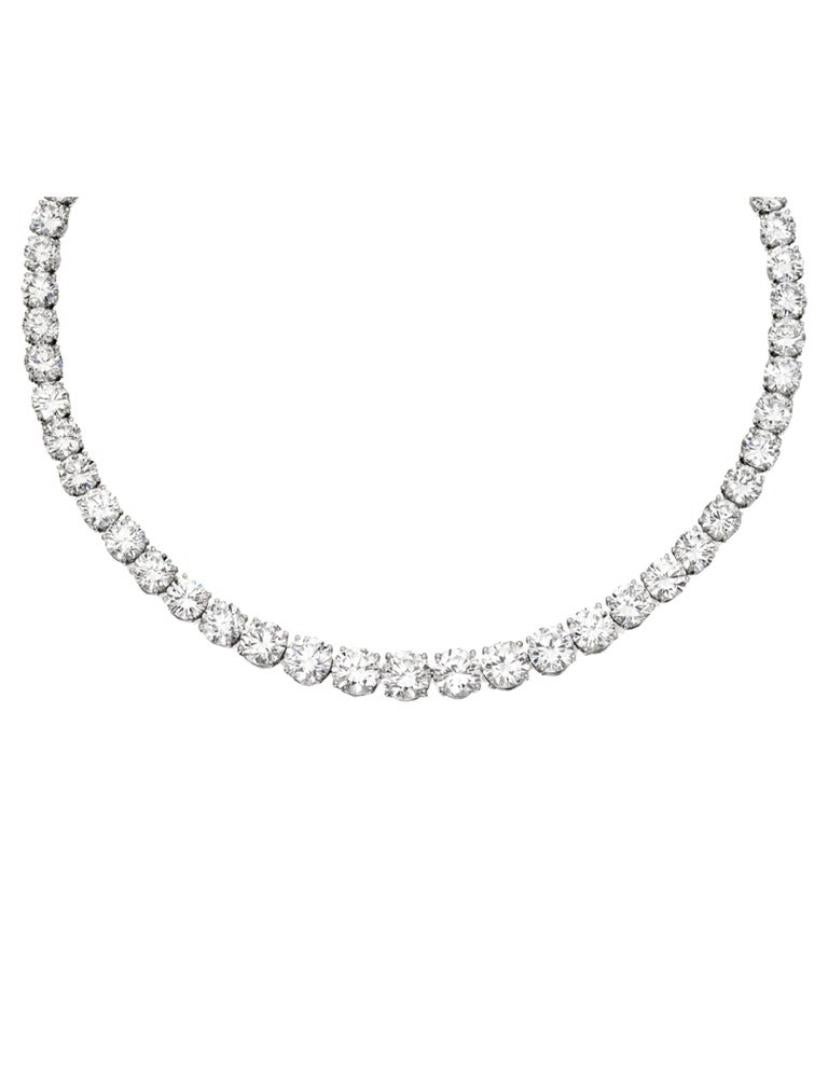 IGI-zertifizierte 32,00 F/VS-Cts natürliche Diamanten 18k Gold Tennis Riviera-Halskette im Zustand „Neu“ im Angebot in Massafra, IT