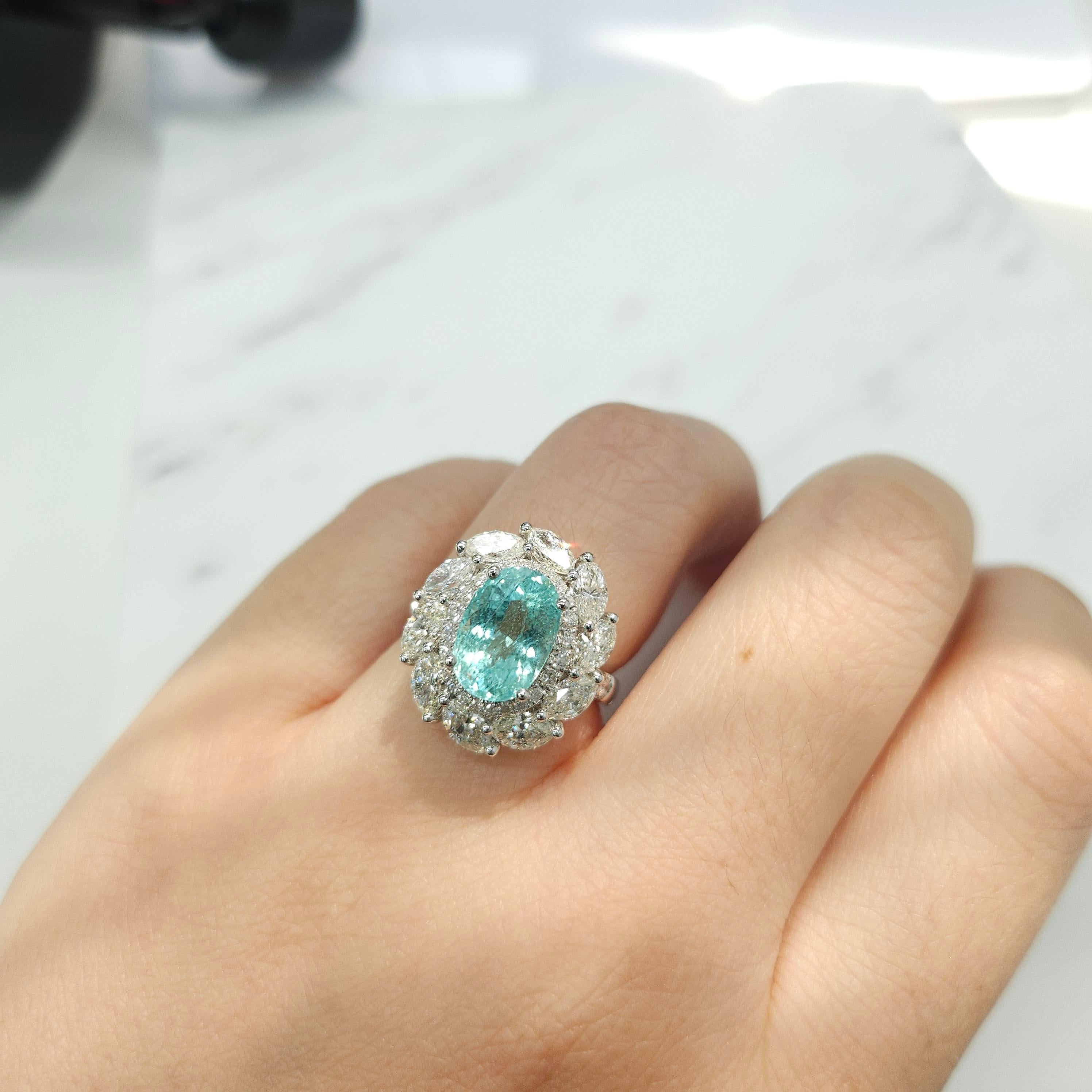 IGI-zertifizierter 3,38 Karat Paraiba- und Diamantring aus 18 Karat Weißgold 9