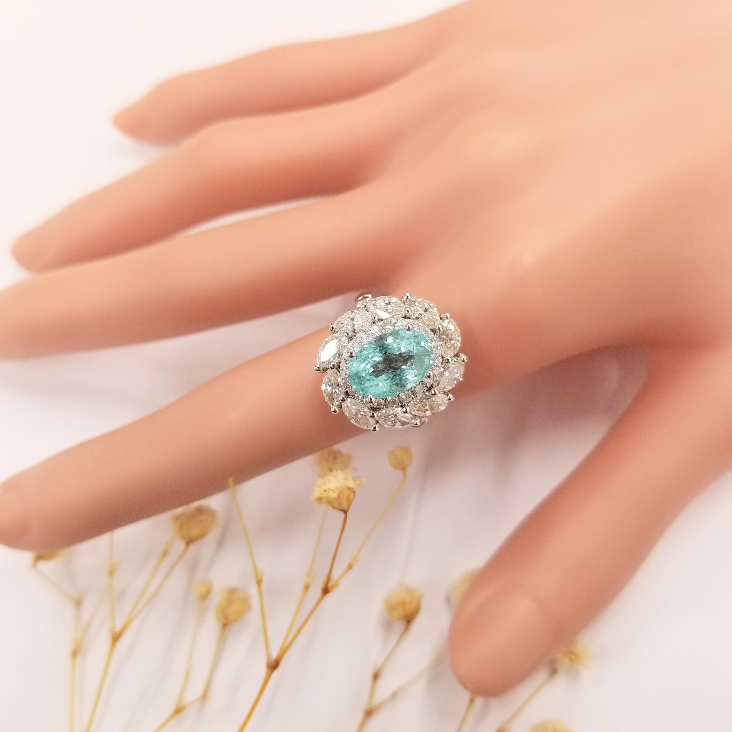 IGI-zertifizierter 3,38 Karat Paraiba- und Diamantring aus 18 Karat Weißgold 2