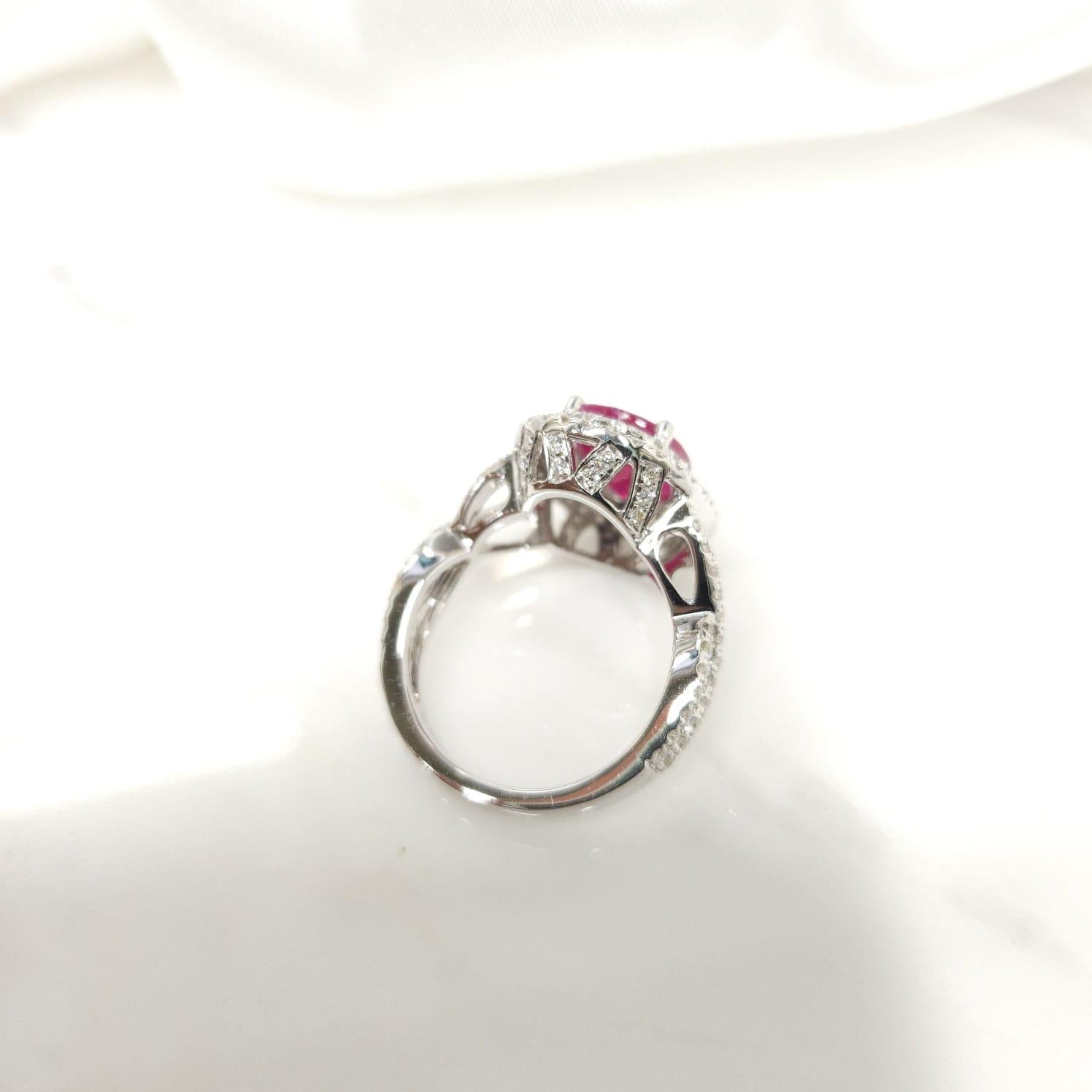 IGI Certified 3.42 Carat Burma Ruby & Diamond Ring in 18K White Gold For Sale 4
