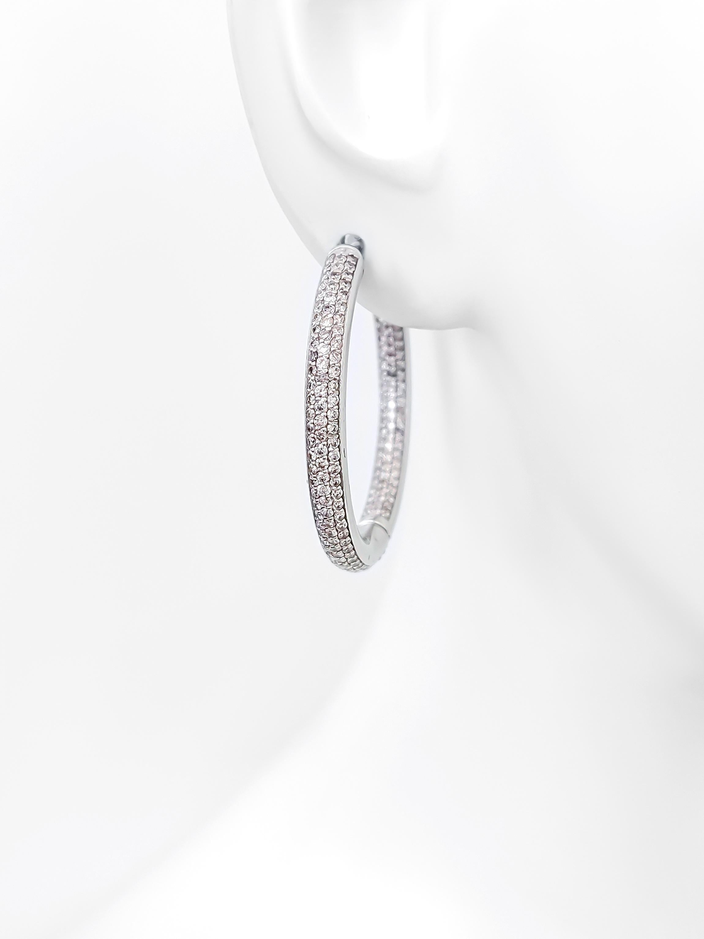 IGI Certified 3.62 Carat Round Pink Diamond Earrings 14k White Gold In New Condition For Sale In Ramat Gan, IL