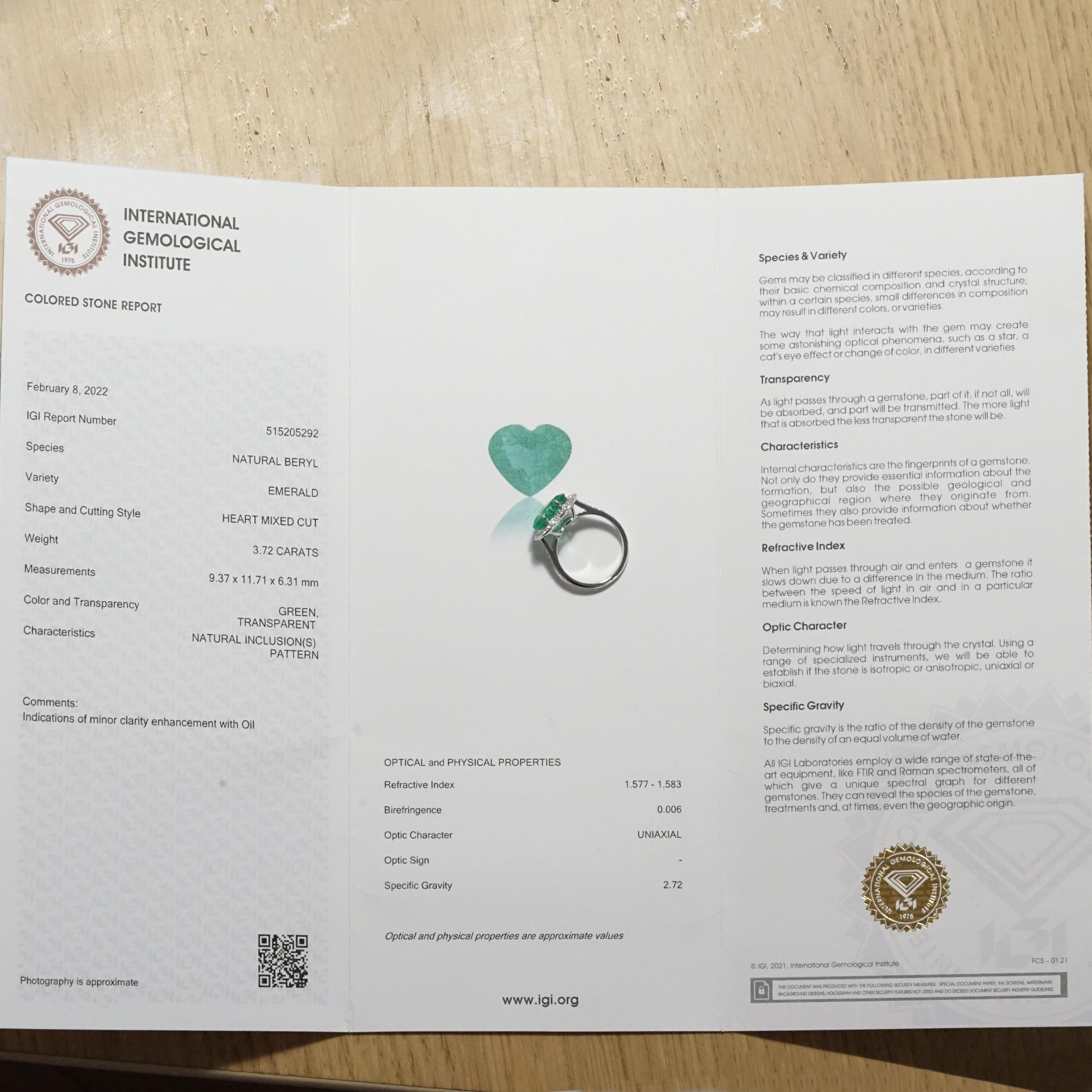 IGI Certified 3.72 Carat Heart Minor Oil Emerald Diamond Made In Italy Ring For Sale 5