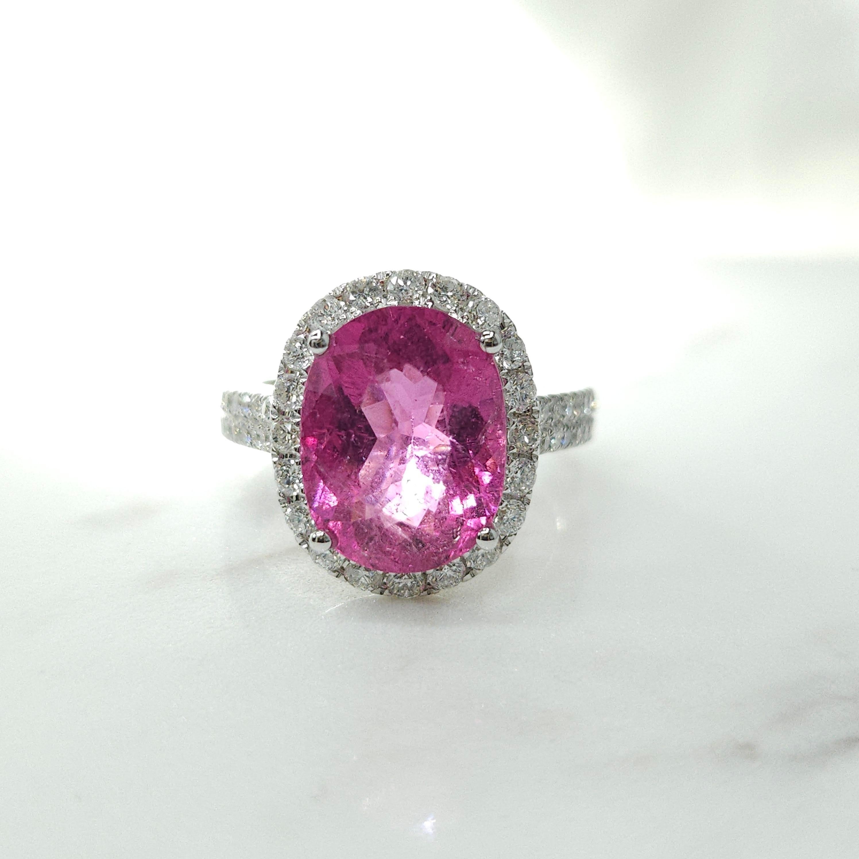 Women's IGI Certified 3.85 Carat Rubellite Tourmaline & Diamond Ring in 18K White Gold For Sale