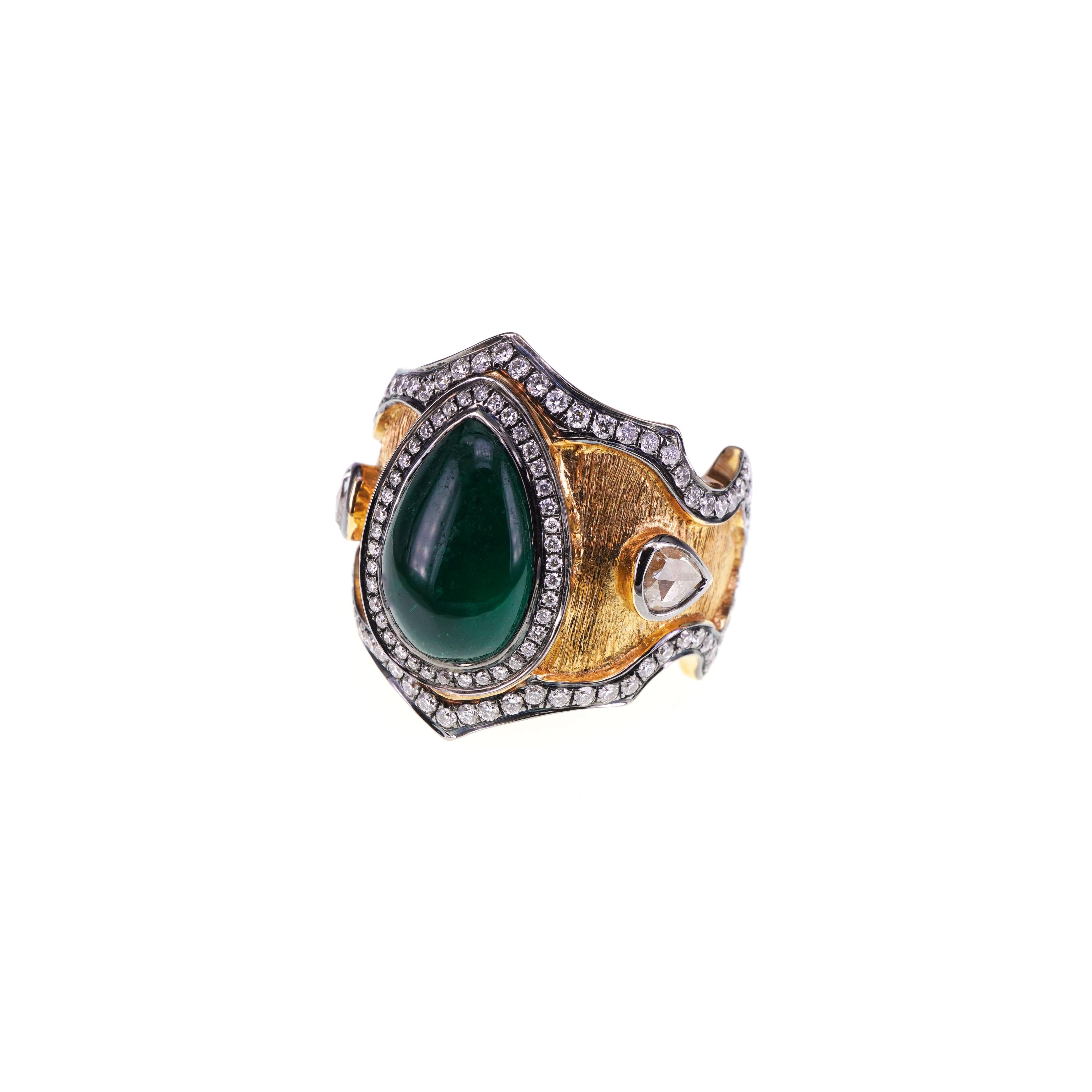 Anglo-Indian IGI Certified 3.93 Carat Emerald 1.15 Carat White Diamond Mughal Era Ring For Sale