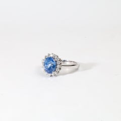 IGI-zertifiziert 3ct Oval Heated Blue Sapphire & Diamant Halo Ring - 18K Weißgold
