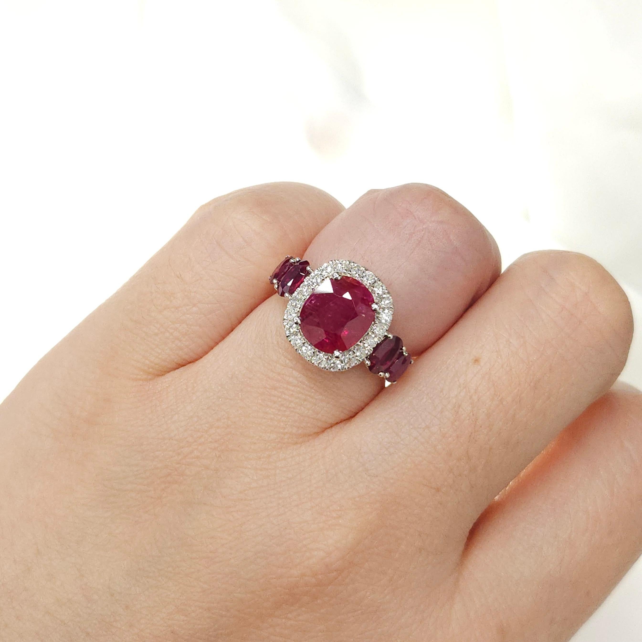 Women's IGI Certified 4.00 Carat Ruby & Diamond Ring in 18K White Gold For Sale