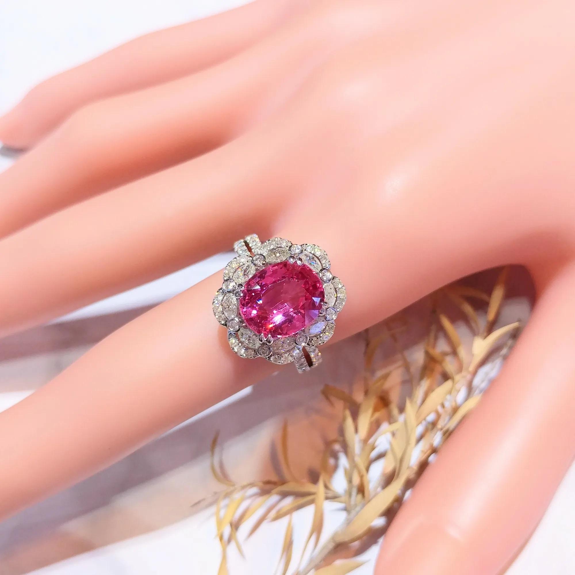 Modern IGI Certified 4.00 Carat Unheated Pink Sapphire & Diamond Ring in 18K White Gold
