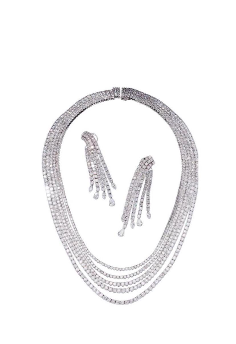 IGI Certified 40.00 Carats Diamonds 18K Gold Multiple  Boucles d'oreilles Riviera Parure Neuf - En vente à New Delhi, Delhi