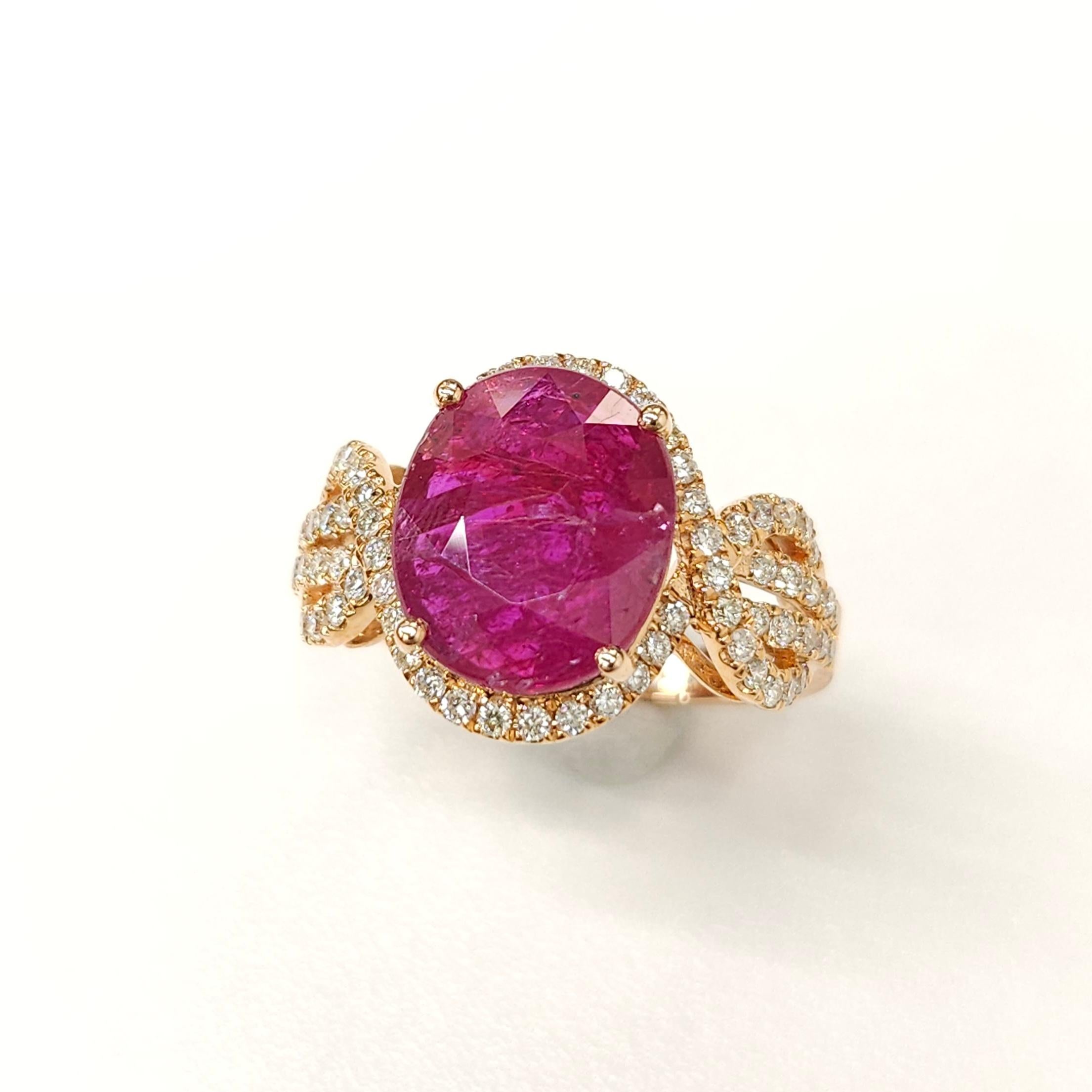 IGI Certified 4.02 Carat Ruby & Diamond Ring in 18K Rose Gold For Sale 2