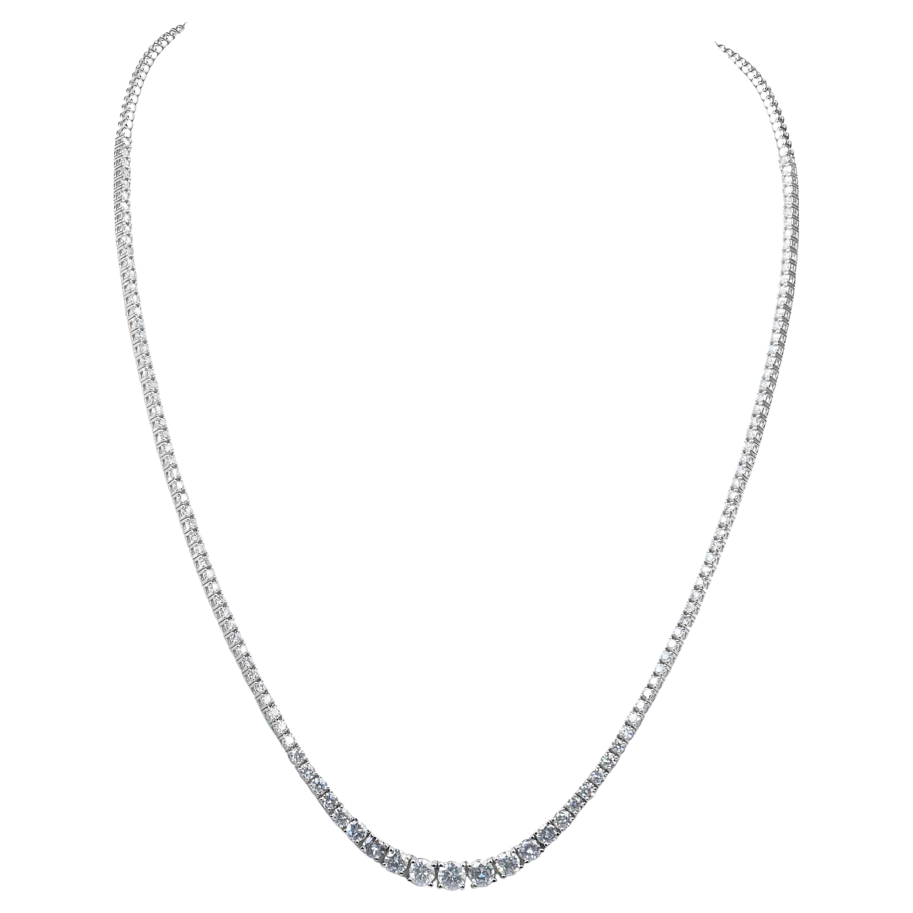IGI Certified 4.02ct Diamonds Necklace in 18k White Gold