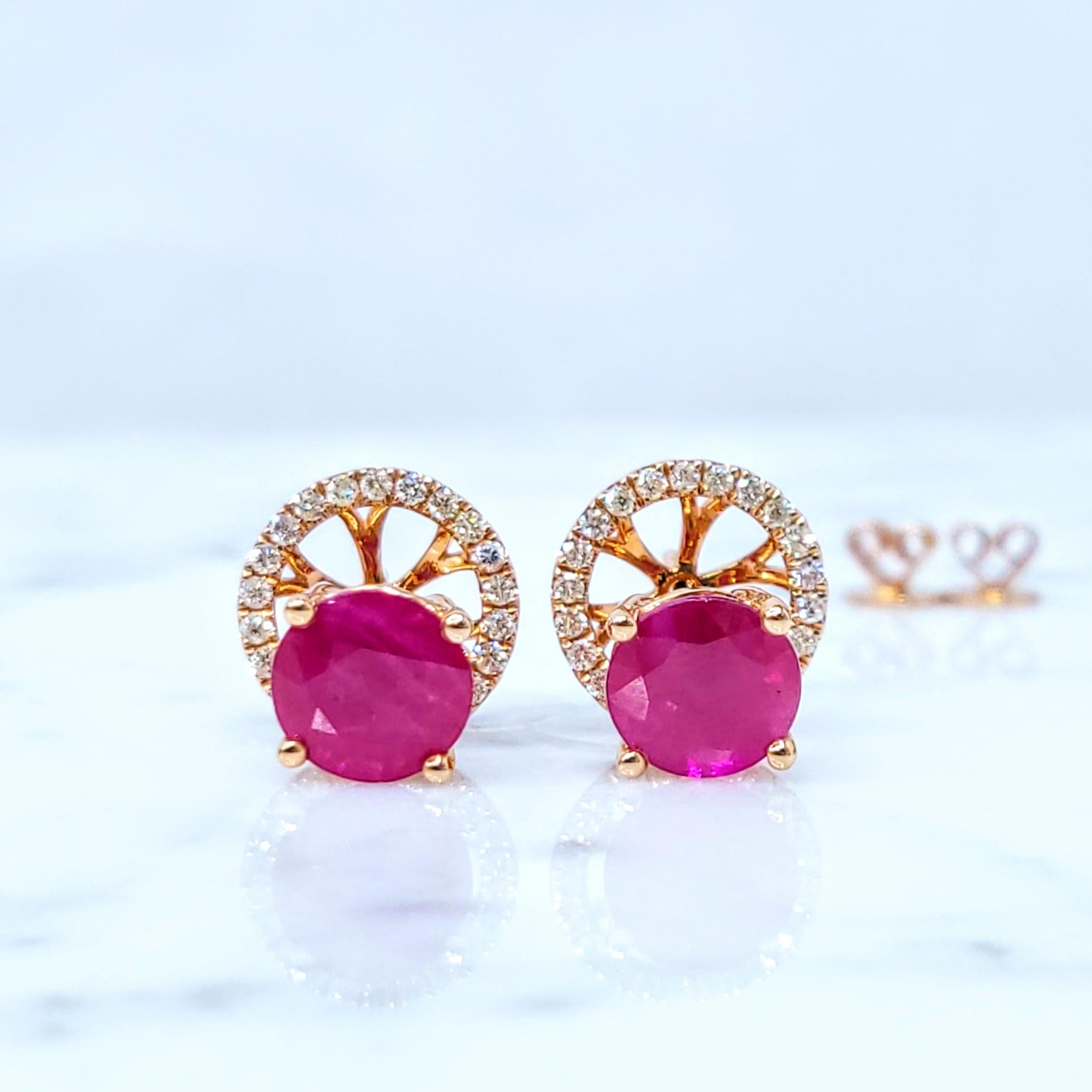 Boucles d'oreilles en or rose 18 carats certifiées IGI avec rubis et diamants de Birmanie de 4,08 carats Neuf - En vente à KOWLOON, HK