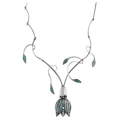 IGI Certified 4.1 Carat Natural Emerald and Diamond Pendant in 8K Gold