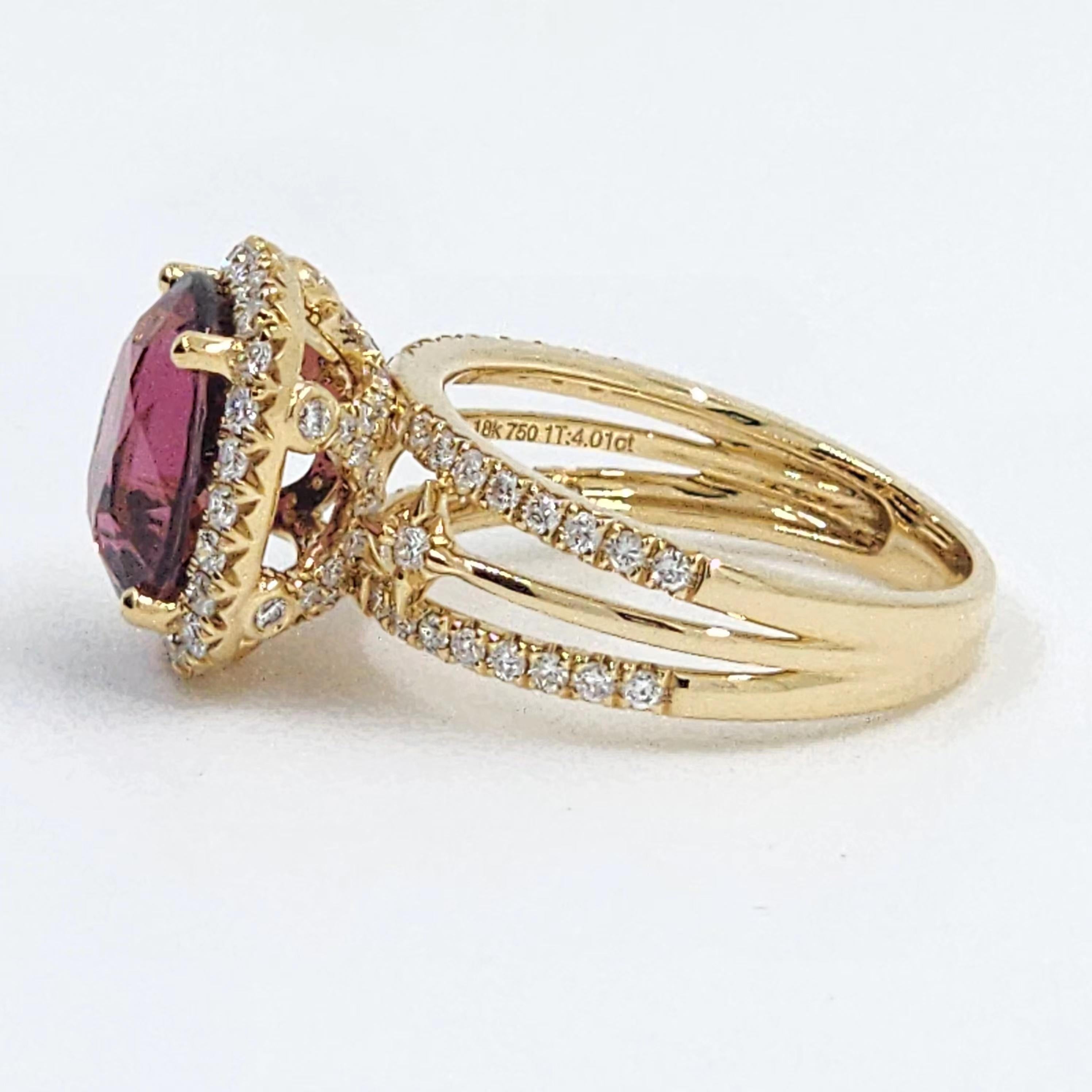 IGI Certified 4.10 Carat Pink Tourmaline and Diamond Ring in 18K Yellow Gold For Sale 2