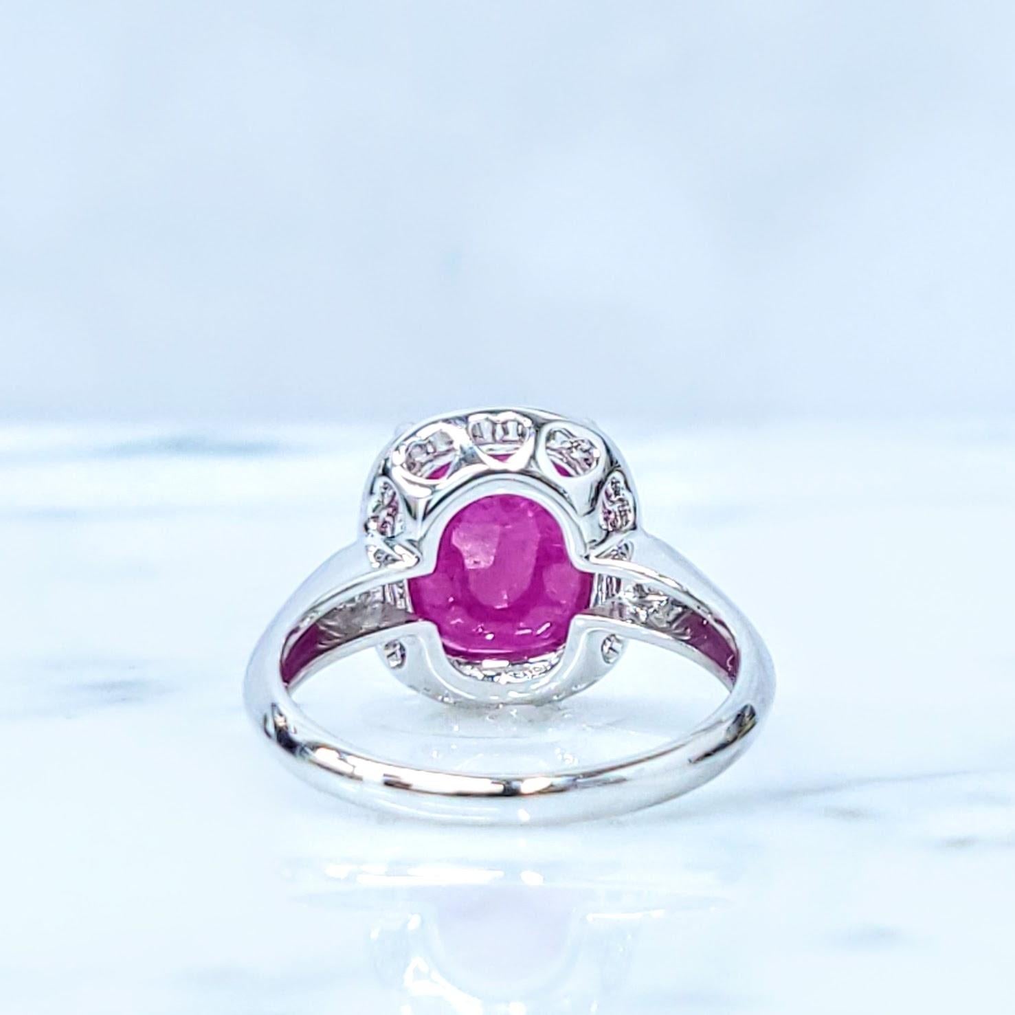 Bague en or blanc 18 carats certifiée IGI avec rubis et diamants de 4,17 carats Pour femmes en vente
