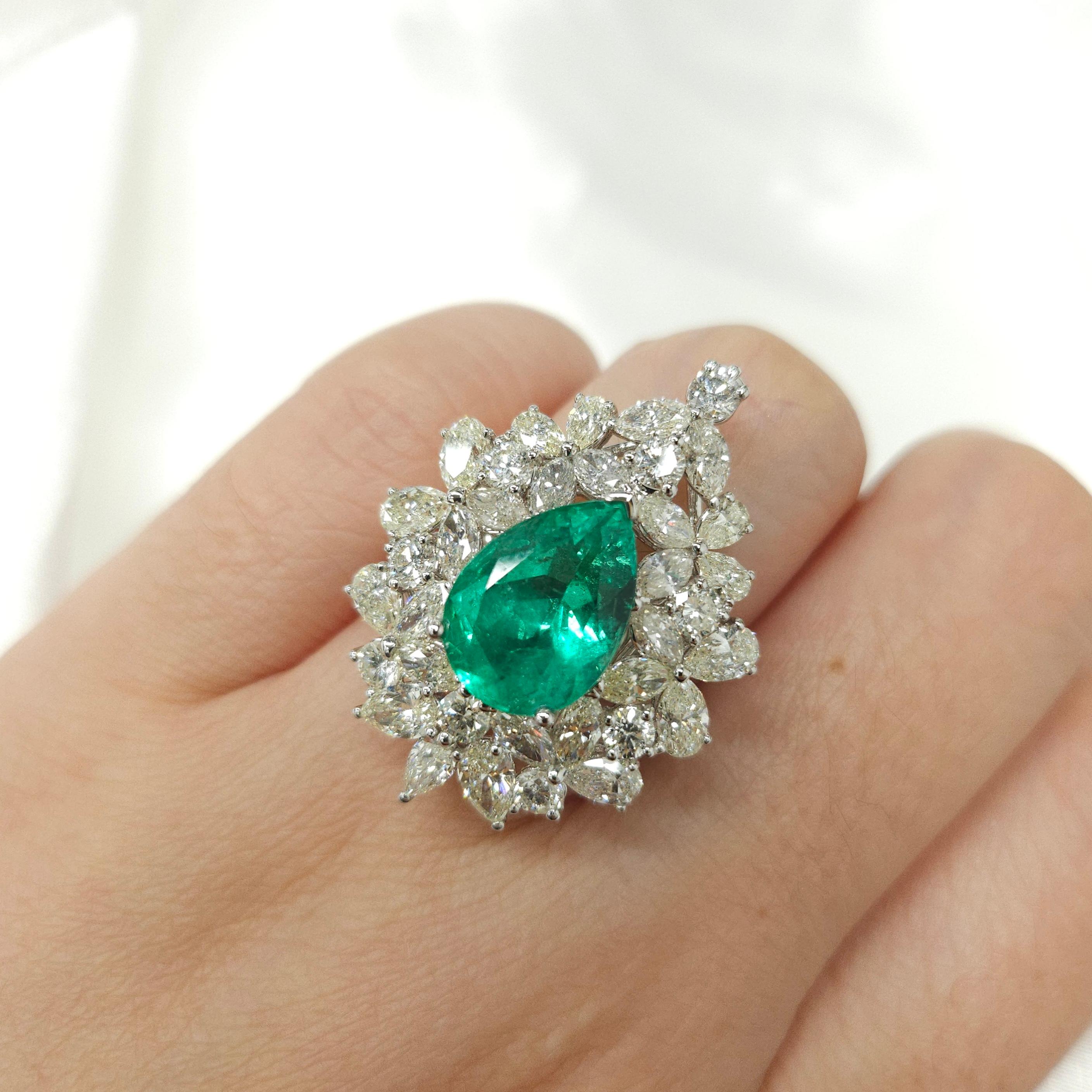 Pendentif à 2 façons avec émeraude colombienne et diamants de 4,19 carats certifiés IGI en vente 14