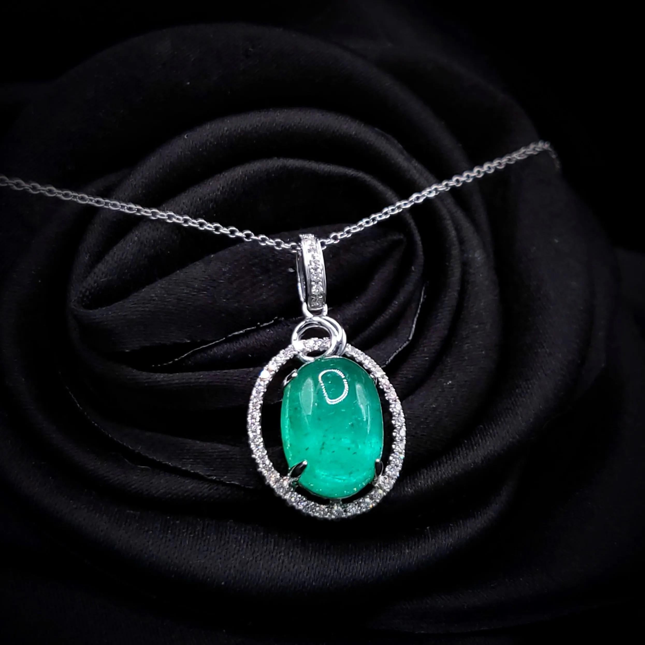 IGI-zertifiziert 4,41 Karat kolumbianischen Smaragd ein Diamant-Anhänger in 18K Weißgold im Angebot 7