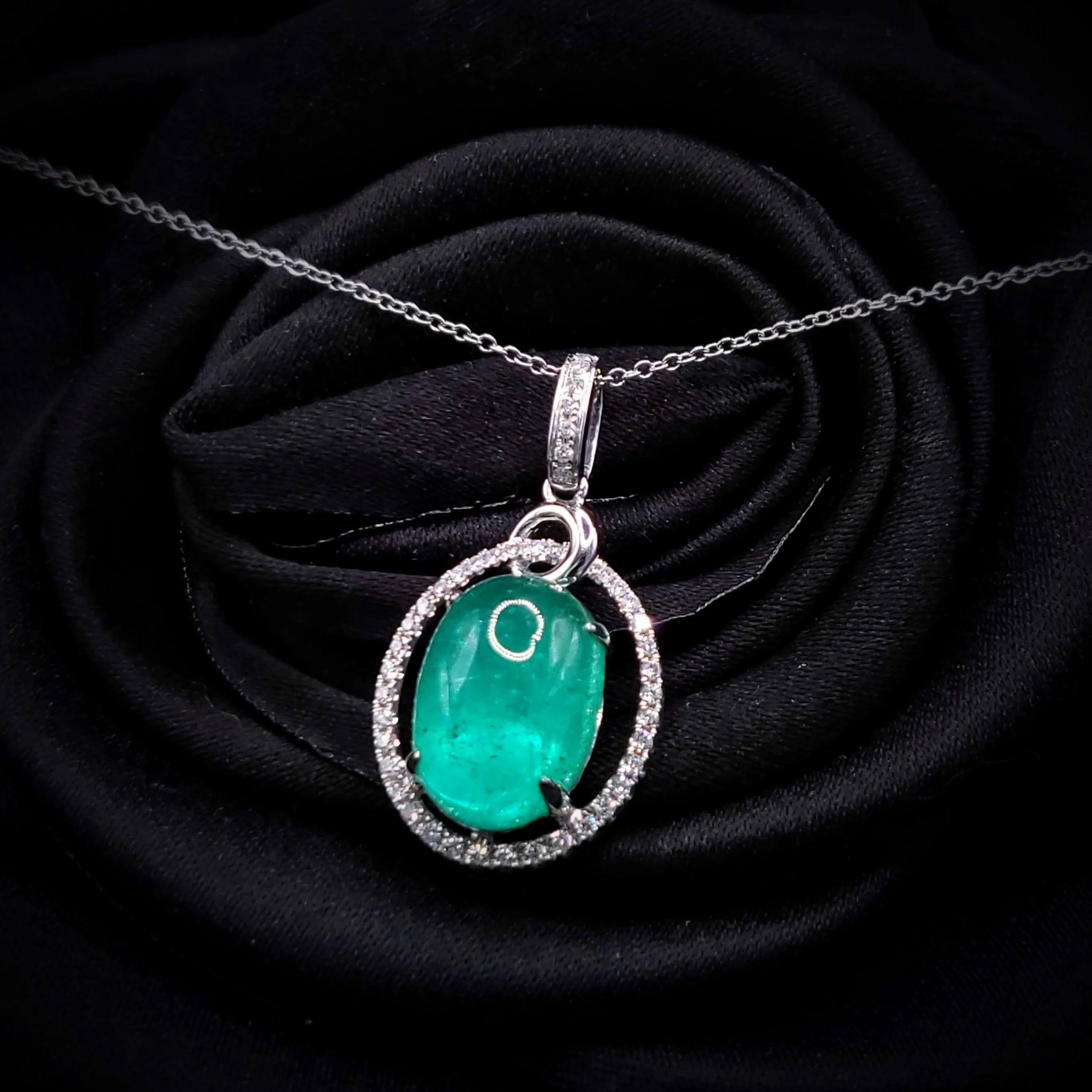 IGI-zertifiziert 4,41 Karat kolumbianischen Smaragd ein Diamant-Anhänger in 18K Weißgold (Ovalschliff) im Angebot