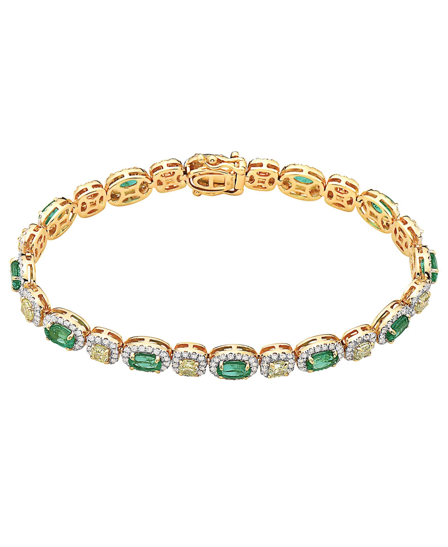 IGI Certified 4.50 Carat Emerald Bracelet with Yellow & White Diamonds in 14K In New Condition For Sale In New York, NY