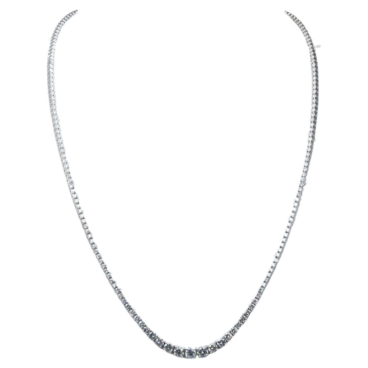 Collar de Diamantes con Certificado IGI de 4,58ct en Oro Blanco de 18k en venta