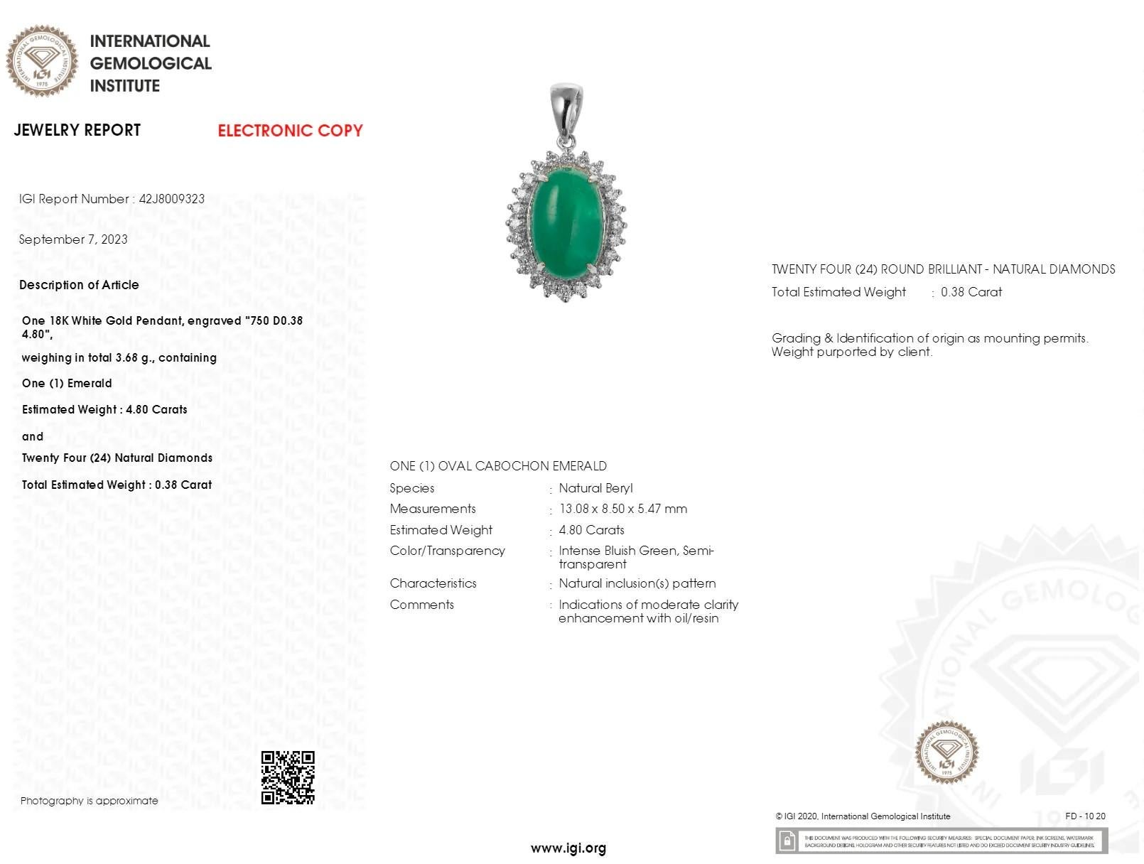 Modern IGI Certified 4.80 Carat Emerald and Diamond Pendant in 18K White Gold For Sale