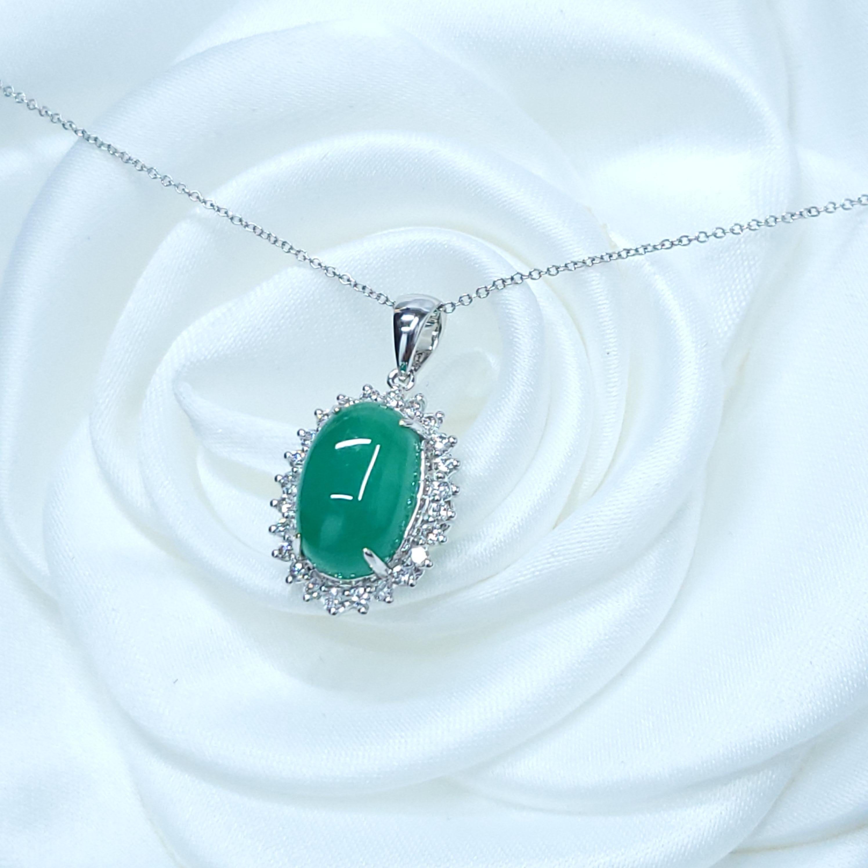 Women's IGI Certified 4.80 Carat Emerald and Diamond Pendant in 18K White Gold For Sale