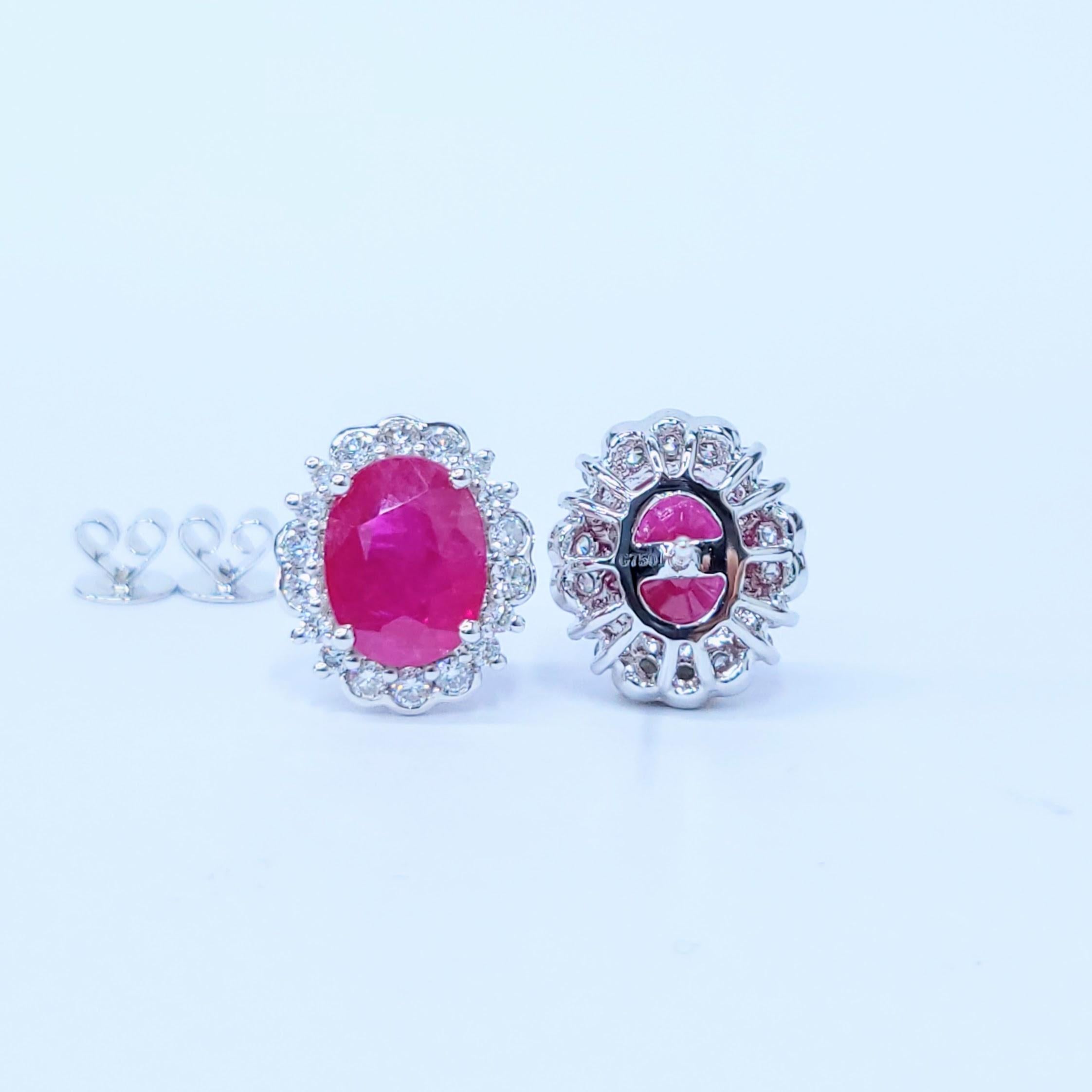 Boucles d'oreilles en or blanc 18 carats avec rubis et diamants certifiés IGI de 4,89ct Pour femmes en vente