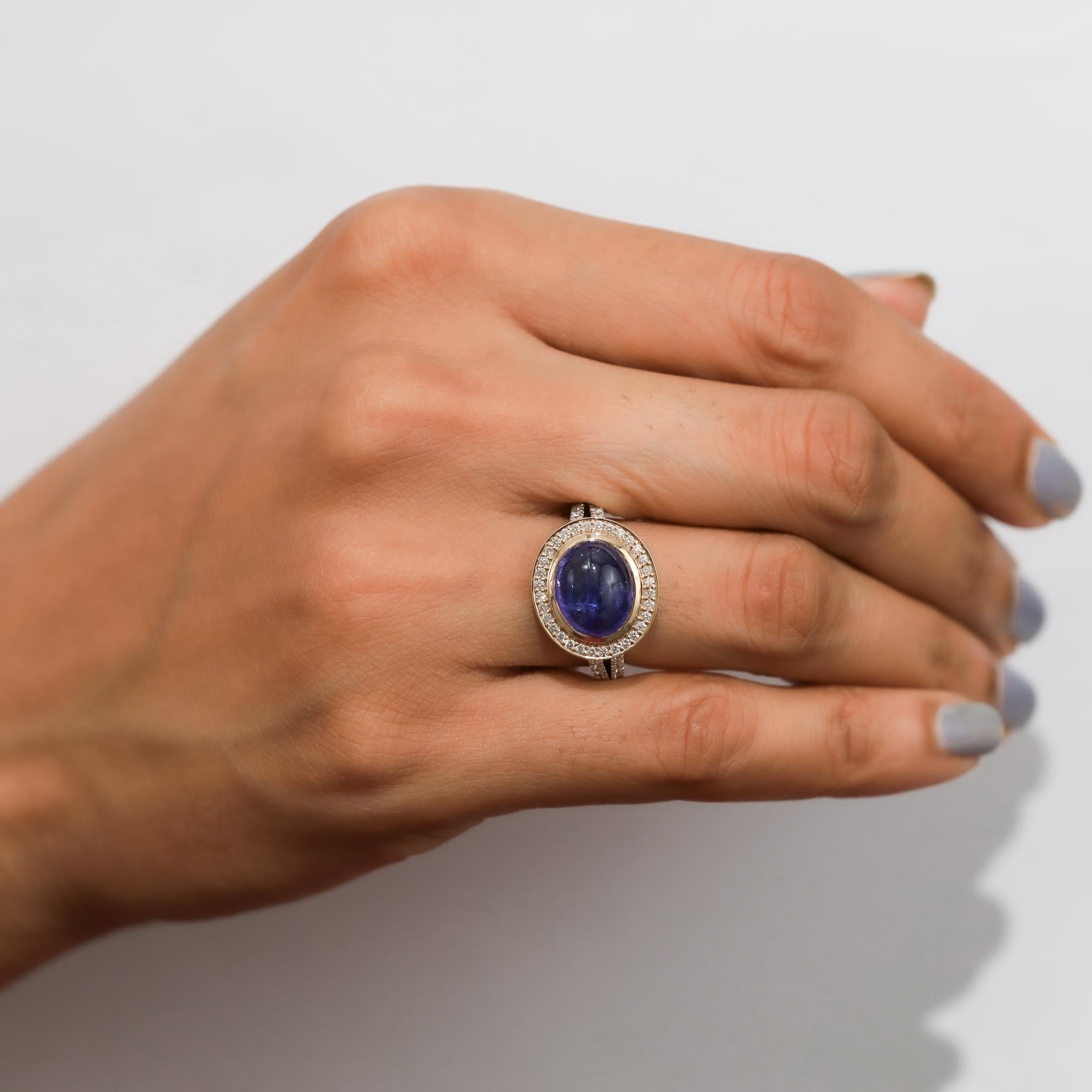 IGI zertifiziert 4.8ct natürlichen Oval-Cabochon Tansanit & Diamant Halo Ring im Angebot 6