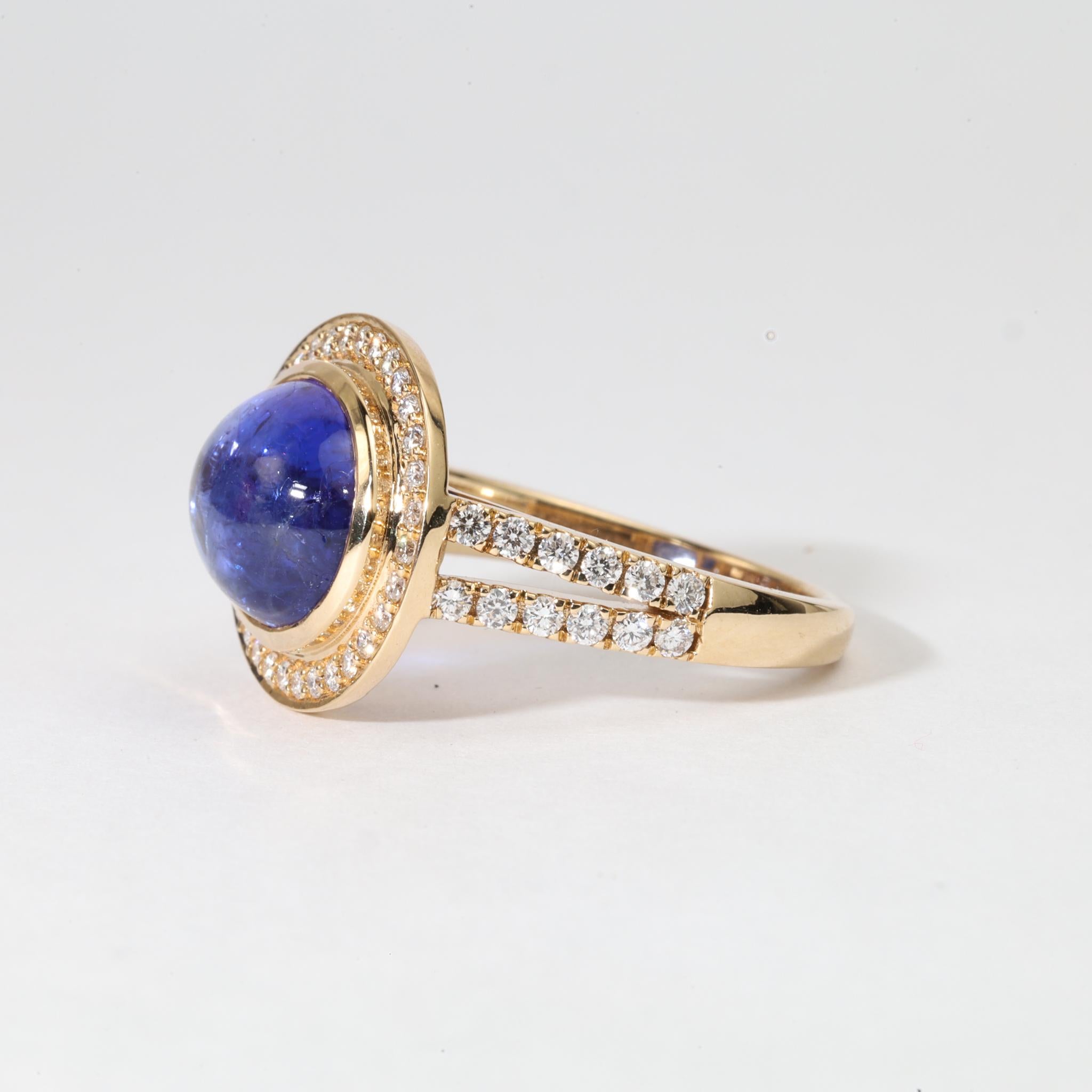 IGI zertifiziert 4.8ct natürlichen Oval-Cabochon Tansanit & Diamant Halo Ring (Art déco) im Angebot