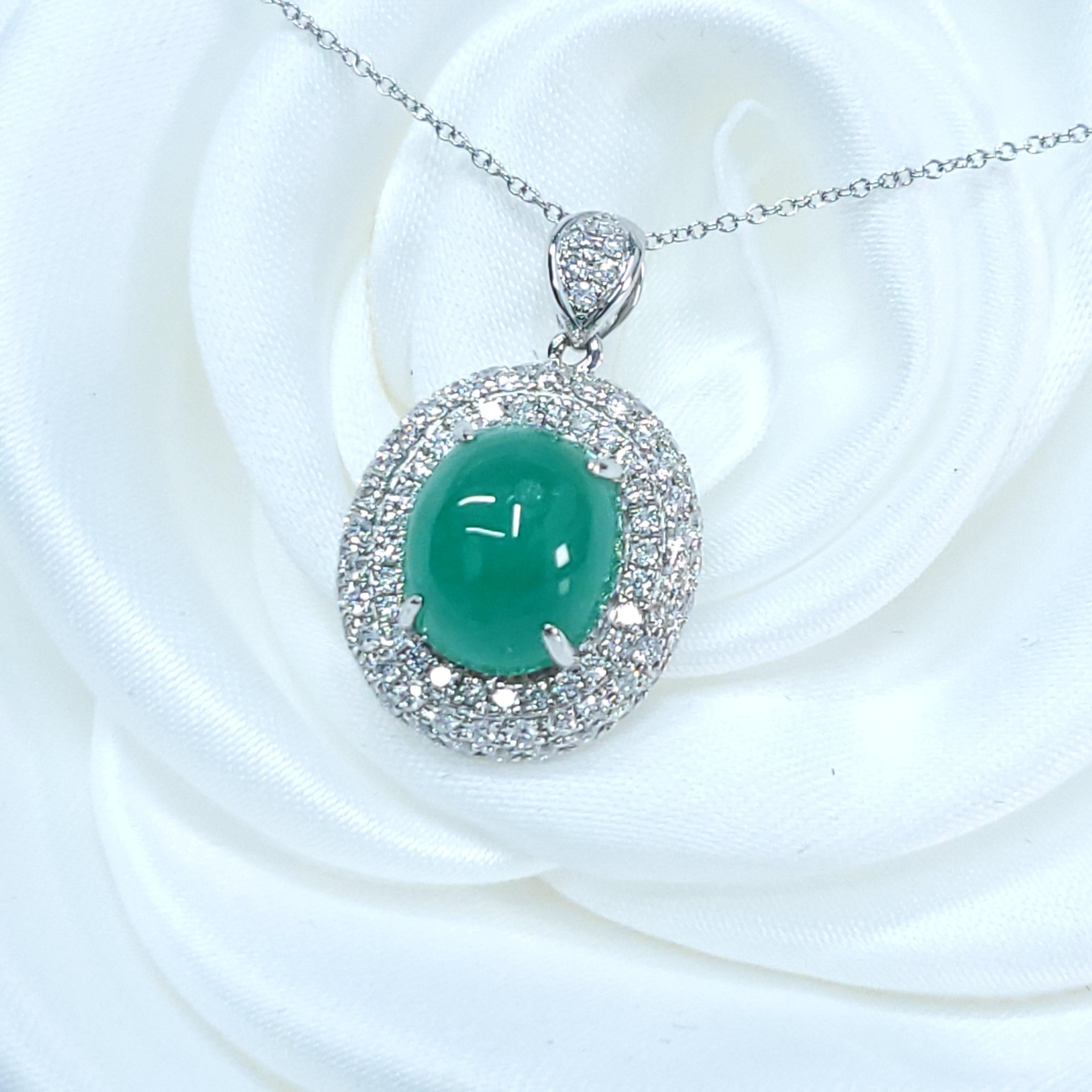 IGI-zertifizierter 4,97 Karat Smaragd- und Diamant-Anhänger aus 18 Karat Weißgold (Ovalschliff) im Angebot