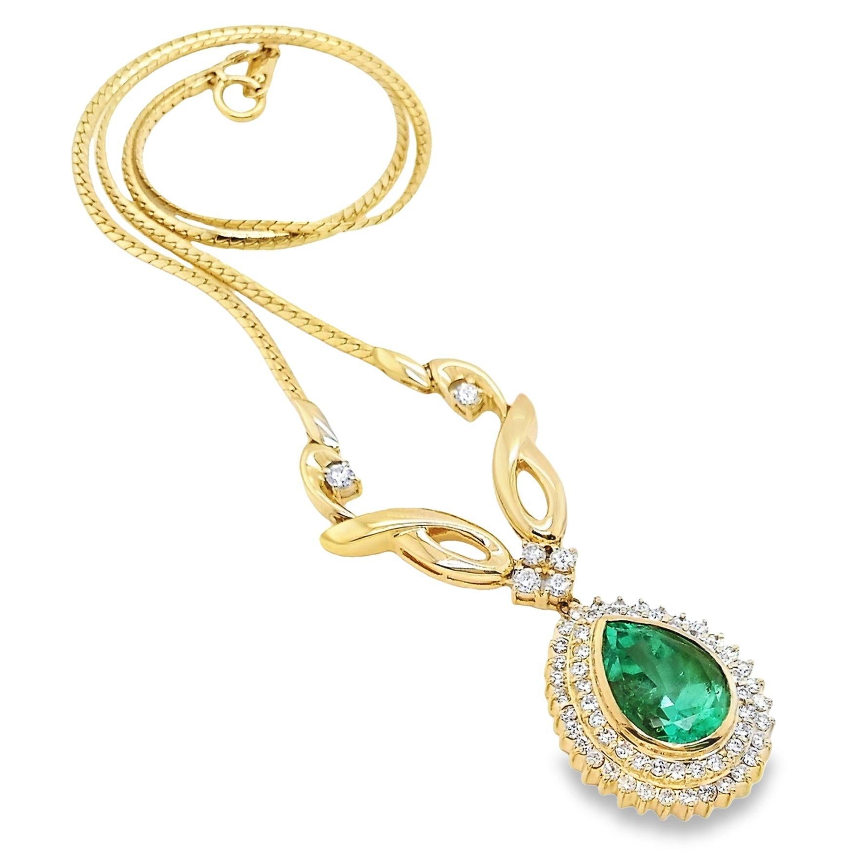 Pear Cut IGI Certified 5.14ct Colombia Emerald 1.46ct Diamonds 18K Yellow Gold Necklace For Sale