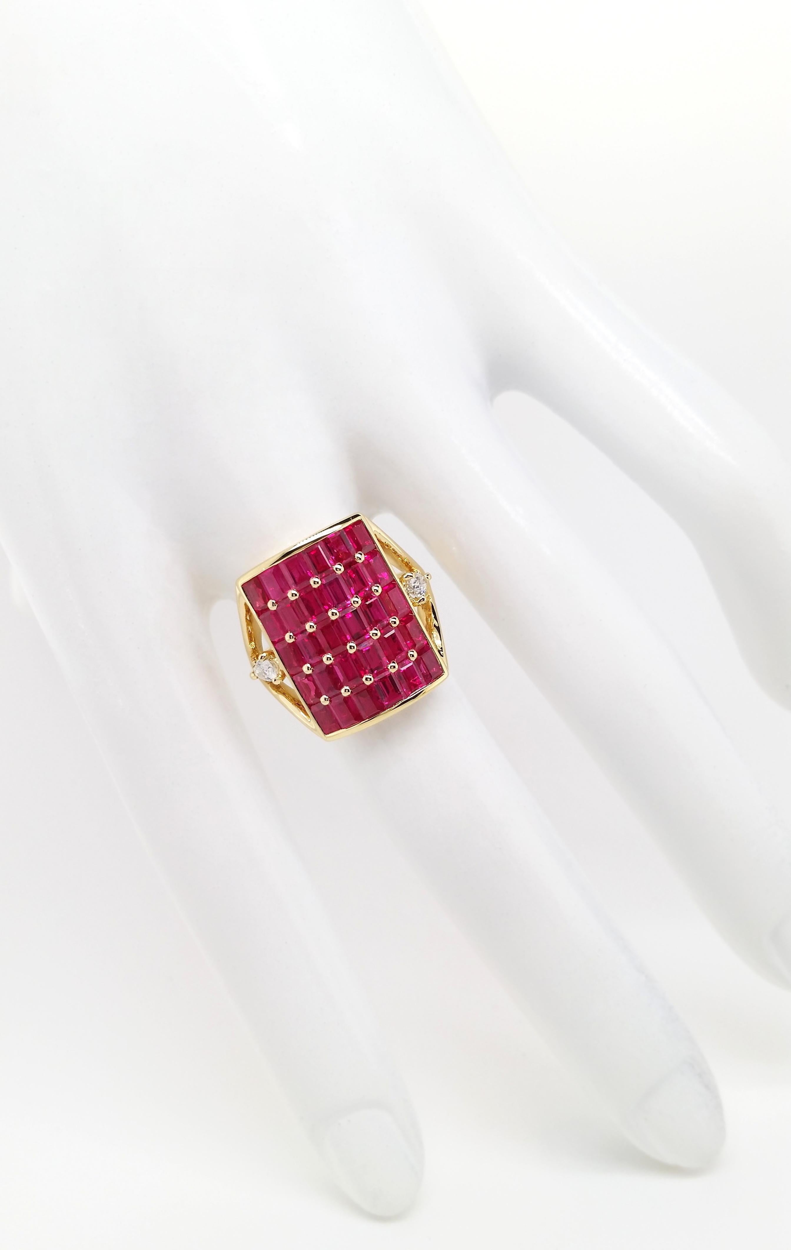 IGI Certificado 5,30ct Rubíes de Birmania Naturales 0,21ct Diamantes Naturales Anillo de Oro de 18K Corte baguette en venta
