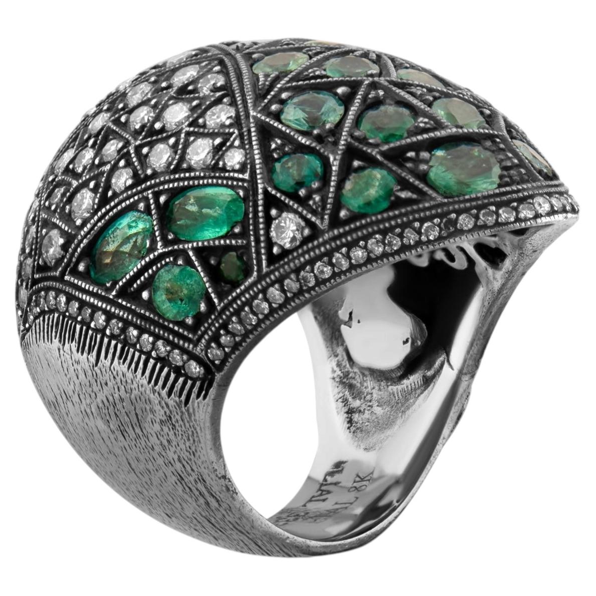 IGI Certified 5.50 Carat Natural Diamond and Emerald Statement Ring 8K Gold