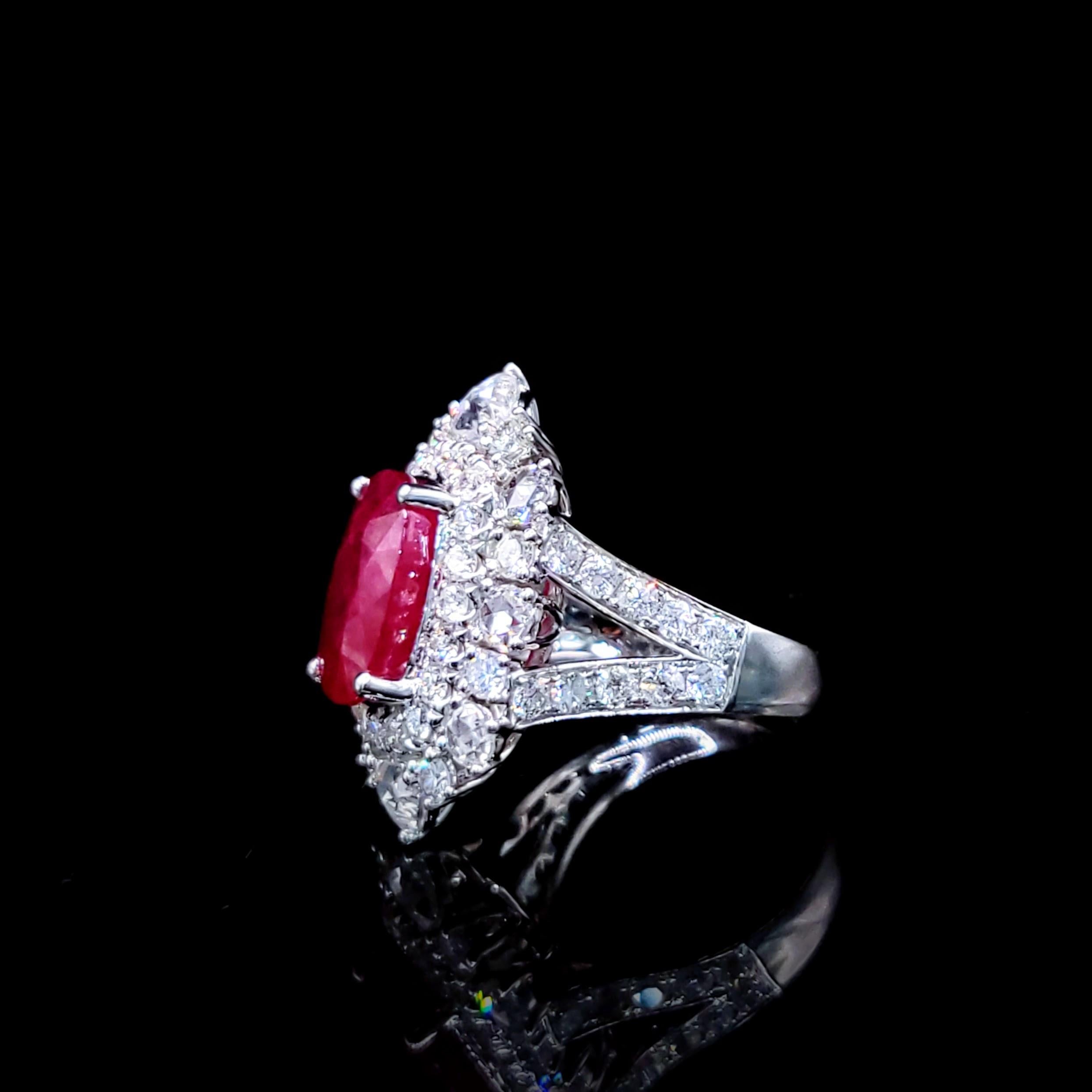 IGI-zertifiziert 5.50 Karat  Ring mit Rubin und Diamant aus 18 Karat Weißgold im Angebot 9