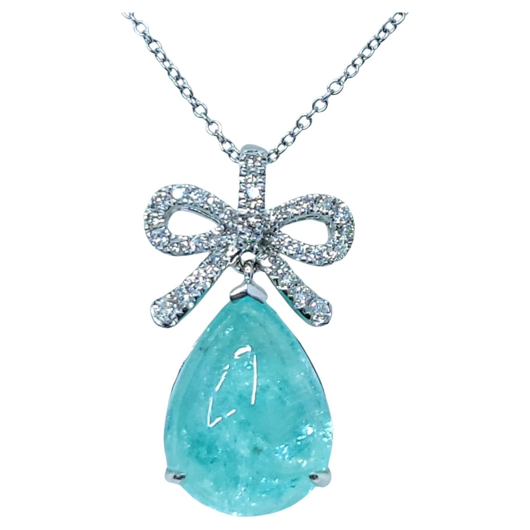 Pendentif en or blanc 18 carats Paraiba et diamant certifié IGI de 5,76 carats