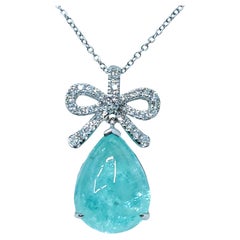 Ciondolo con paraiba e diamanti da 5,76 carati certificato IGI in oro bianco 18 carati