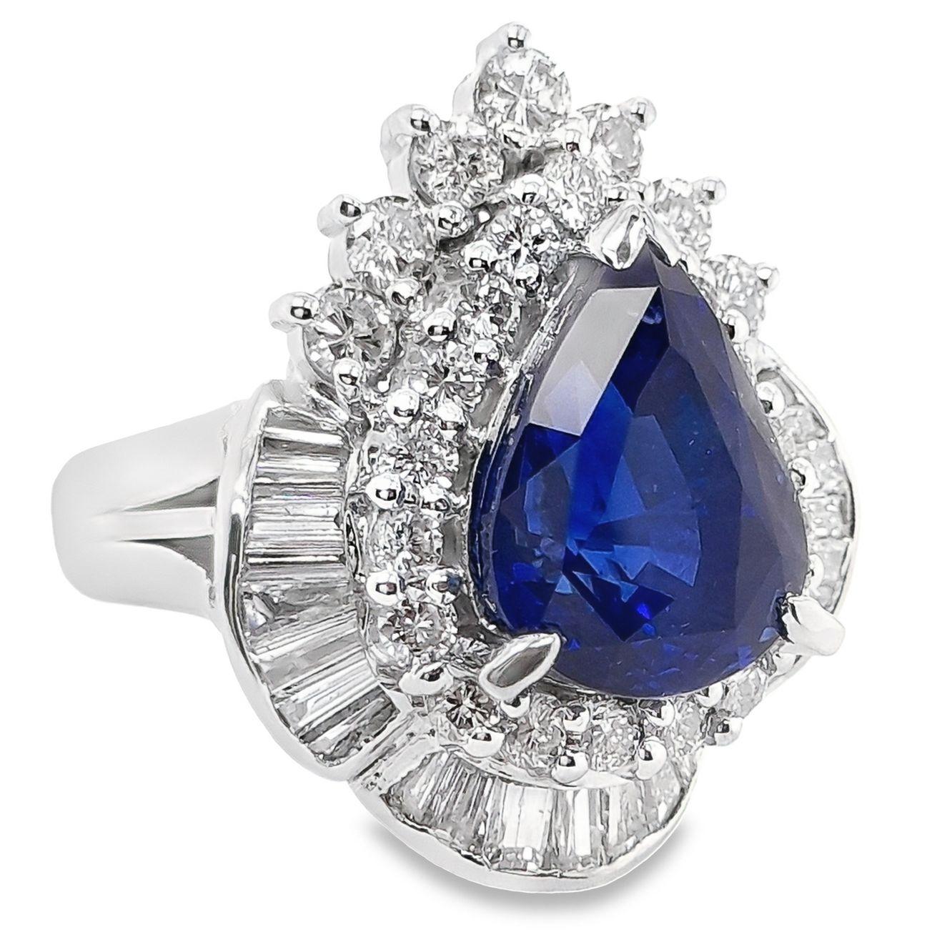 Women's IGI Certified 5.79ct Kashmir Sapphire Vivid Blue 1.73ct Diamonds Platinum Ring For Sale