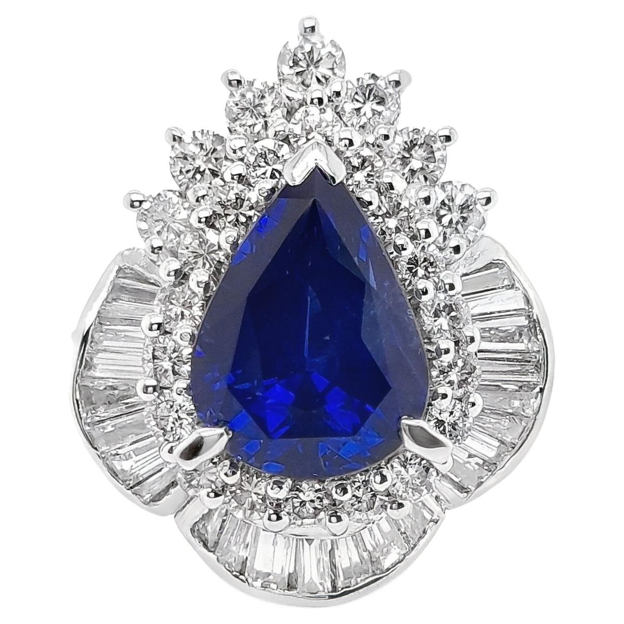 IGI Certified 5.79ct Kashmir Sapphire Vivid Blue 1.73ct Diamonds Platinum Ring For Sale