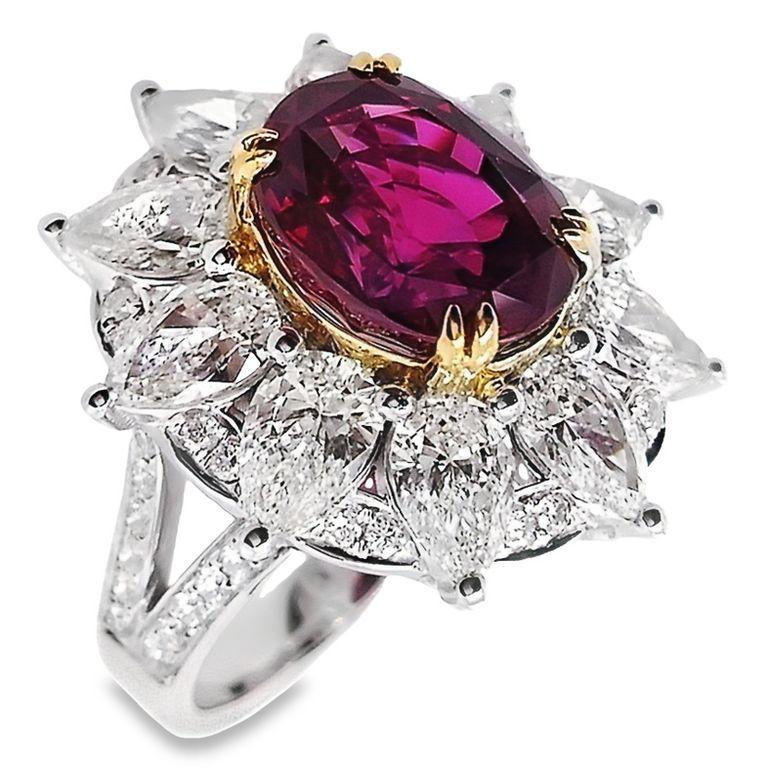 IGI Certified 6.03ct Burma Ruby 3.61ct Natural Diamonds 18K Gold Ring For Sale 3
