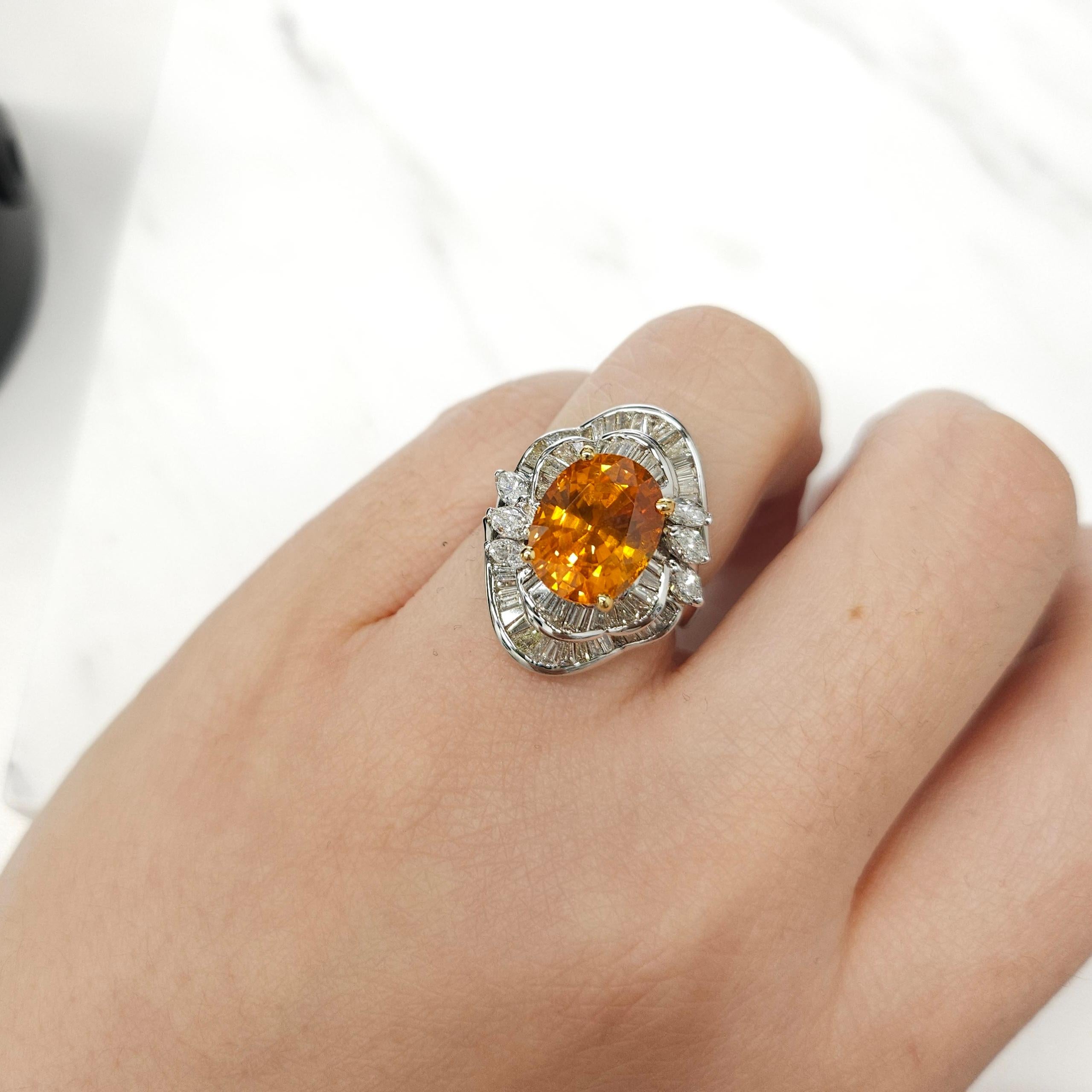 IGI Certified 6.08Carat Ceylon Orange Sapphire & Diamond Ring in 18K White Gold For Sale 1