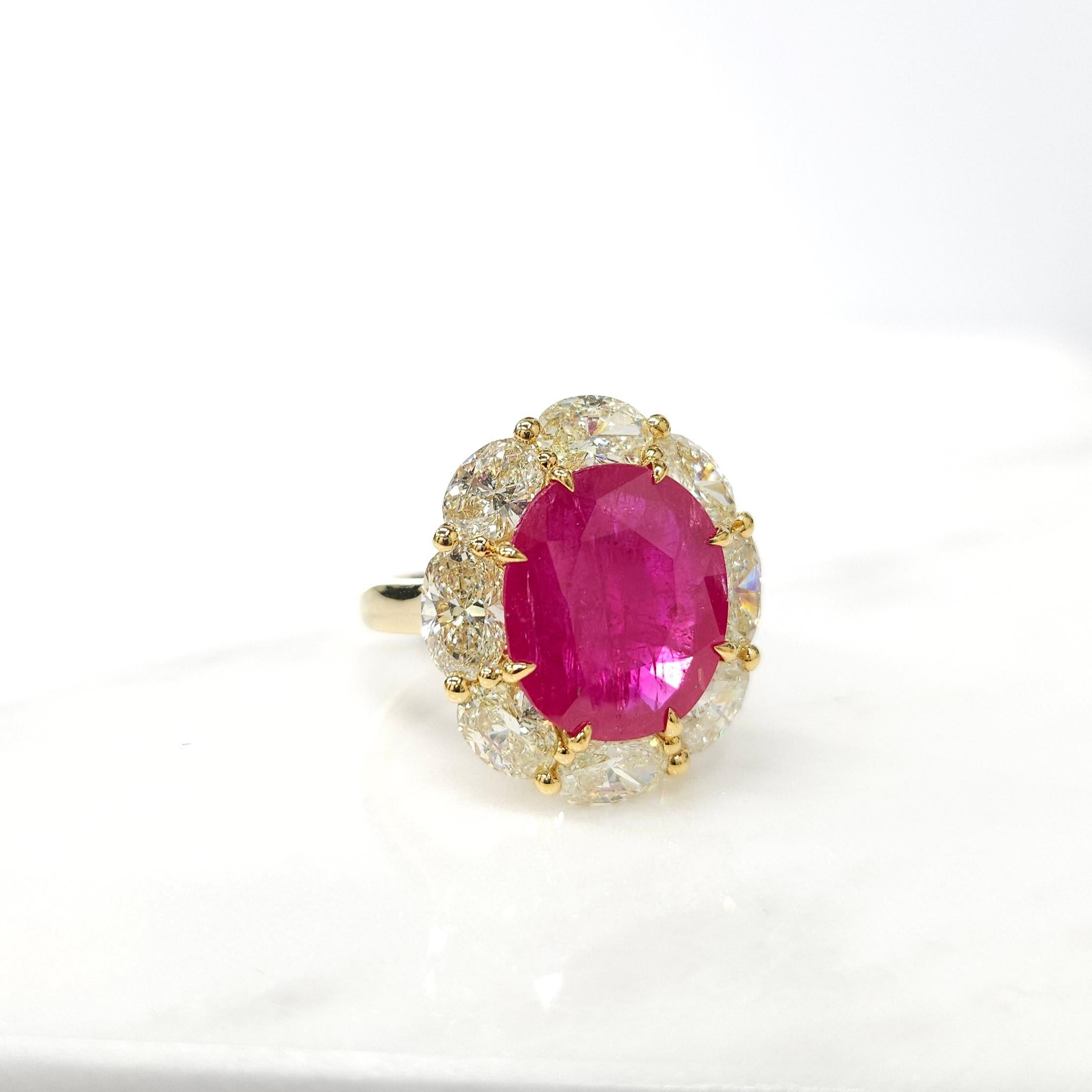 IGI Certified 6.53 Carat Ruby & 3.71 Carat Oval Diamond Ring in 18K Yellow Gold For Sale 7