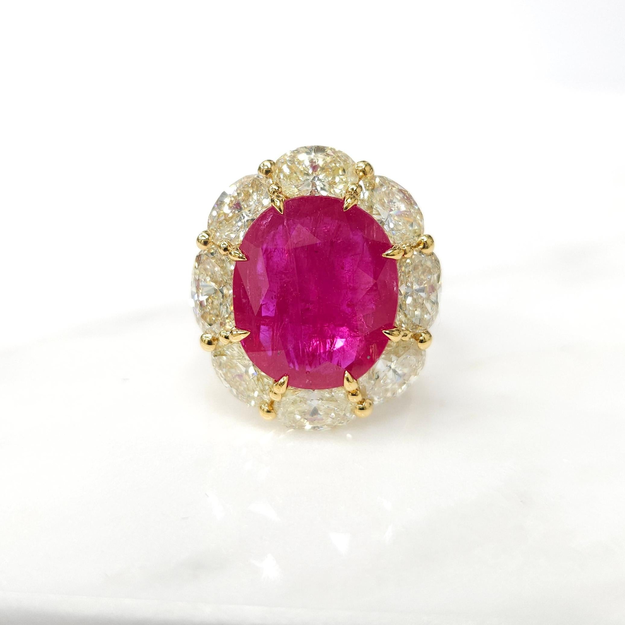 IGI Certified 6.53 Carat Ruby & 3.71 Carat Oval Diamond Ring in 18K Yellow Gold For Sale 4